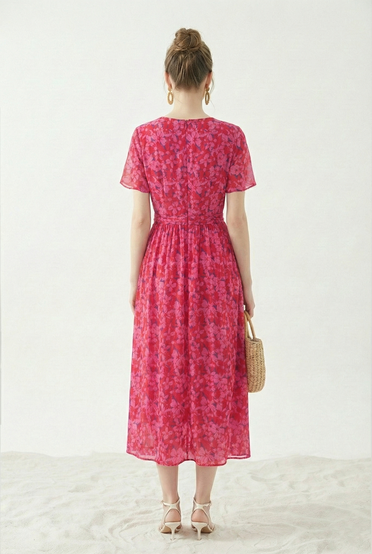 Đầm vải voan dày in hoa đỏ hồng dáng ôm chân rủ cổ tròn tay ngắn thiết kế MAZANO_thumbnail_5