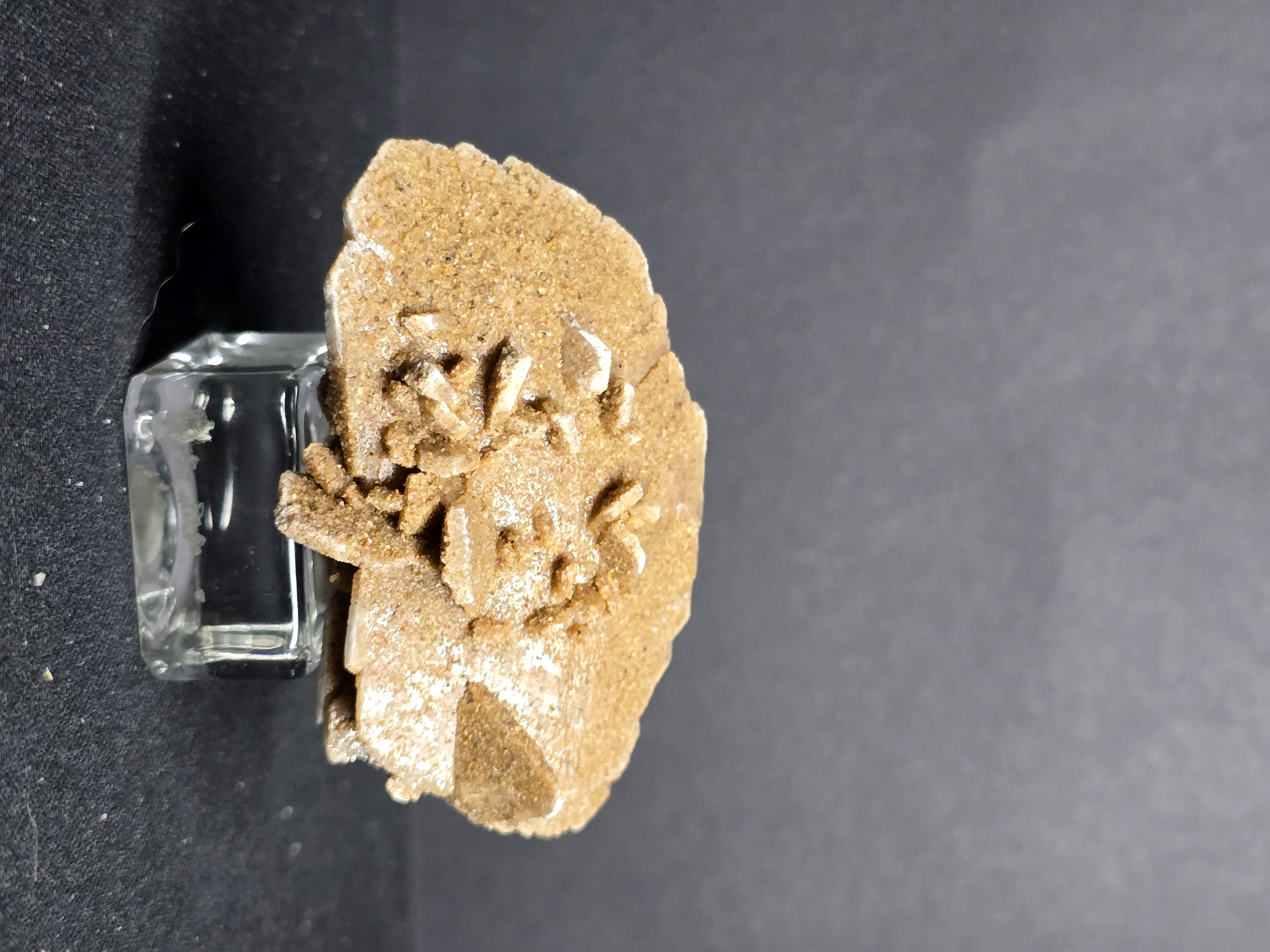 Tinh Thể Hoa Hồng Sa Mạc Desert Rose (có phản ứng UV) - Nội Mông_thumbnail_26