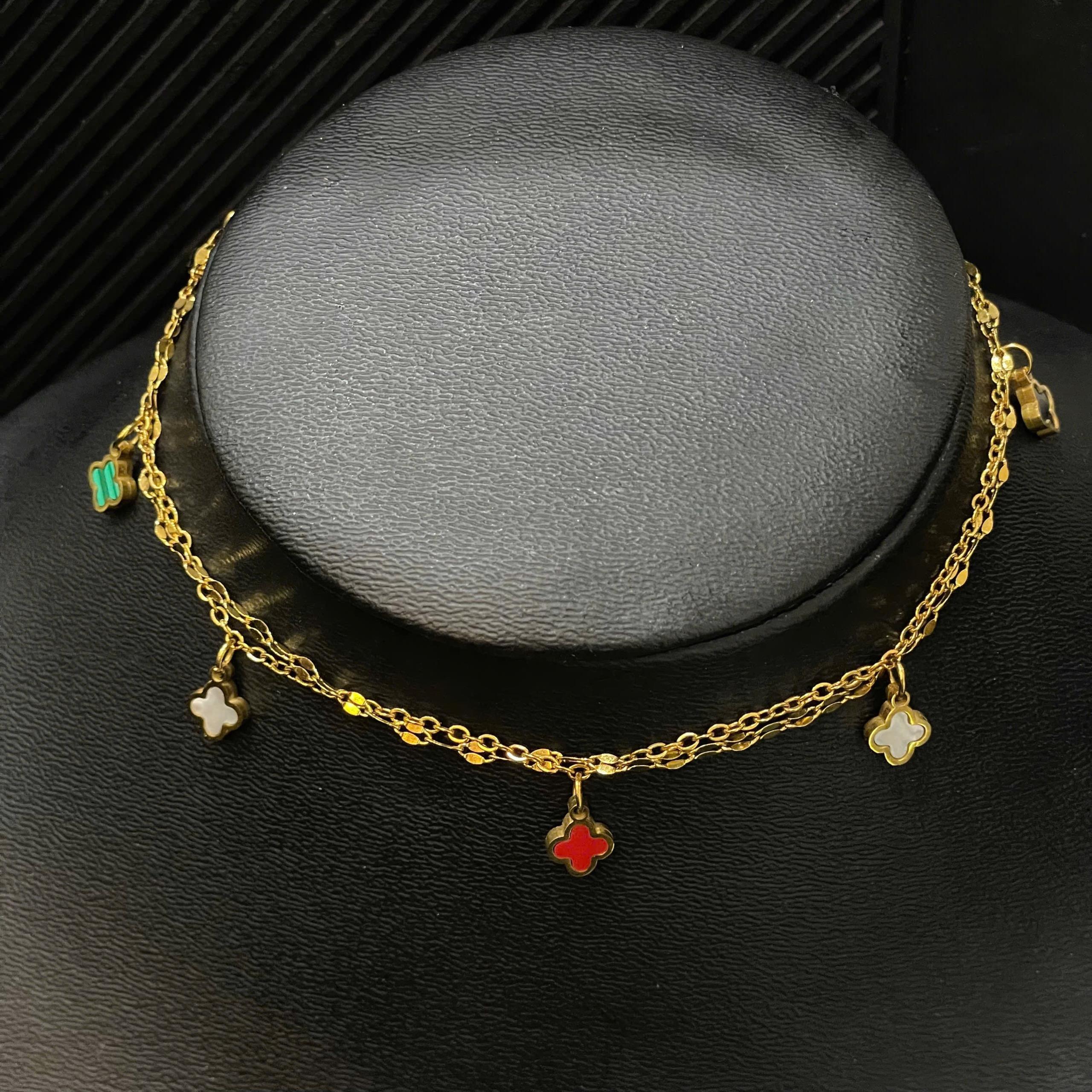 lắc chân titan vàng xích nhỏ năm bông hoa bốn cánh._thumbnail_3