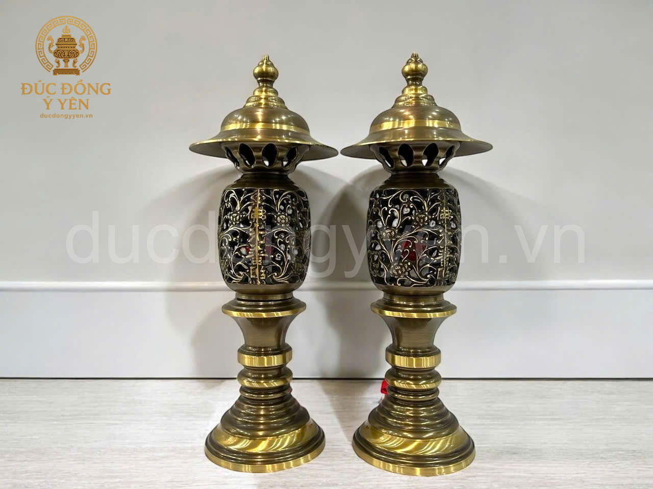 Đèn thờ đúc đồng vàng thau làm màu giả cổ 