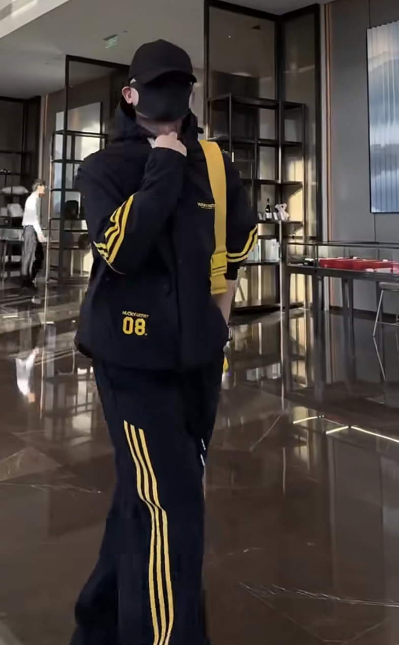 Set nỉ nhung sọc vàng