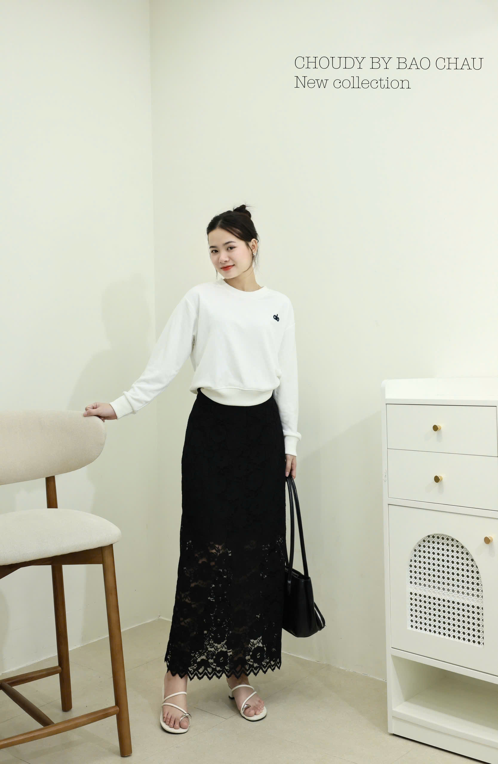 U42 CHÂN VÁY REN 2 MÀU_thumbnail_10