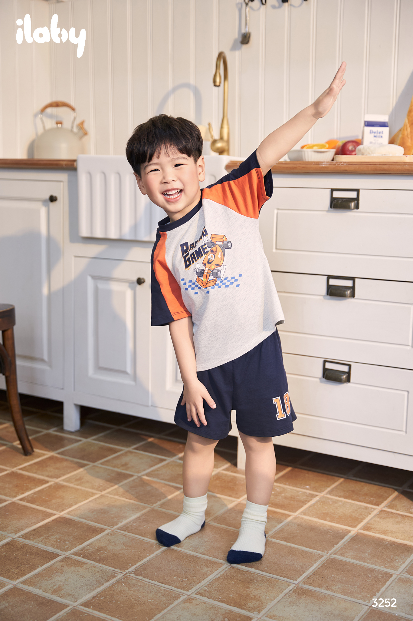 Bộ thun tay raglan phối hai màu