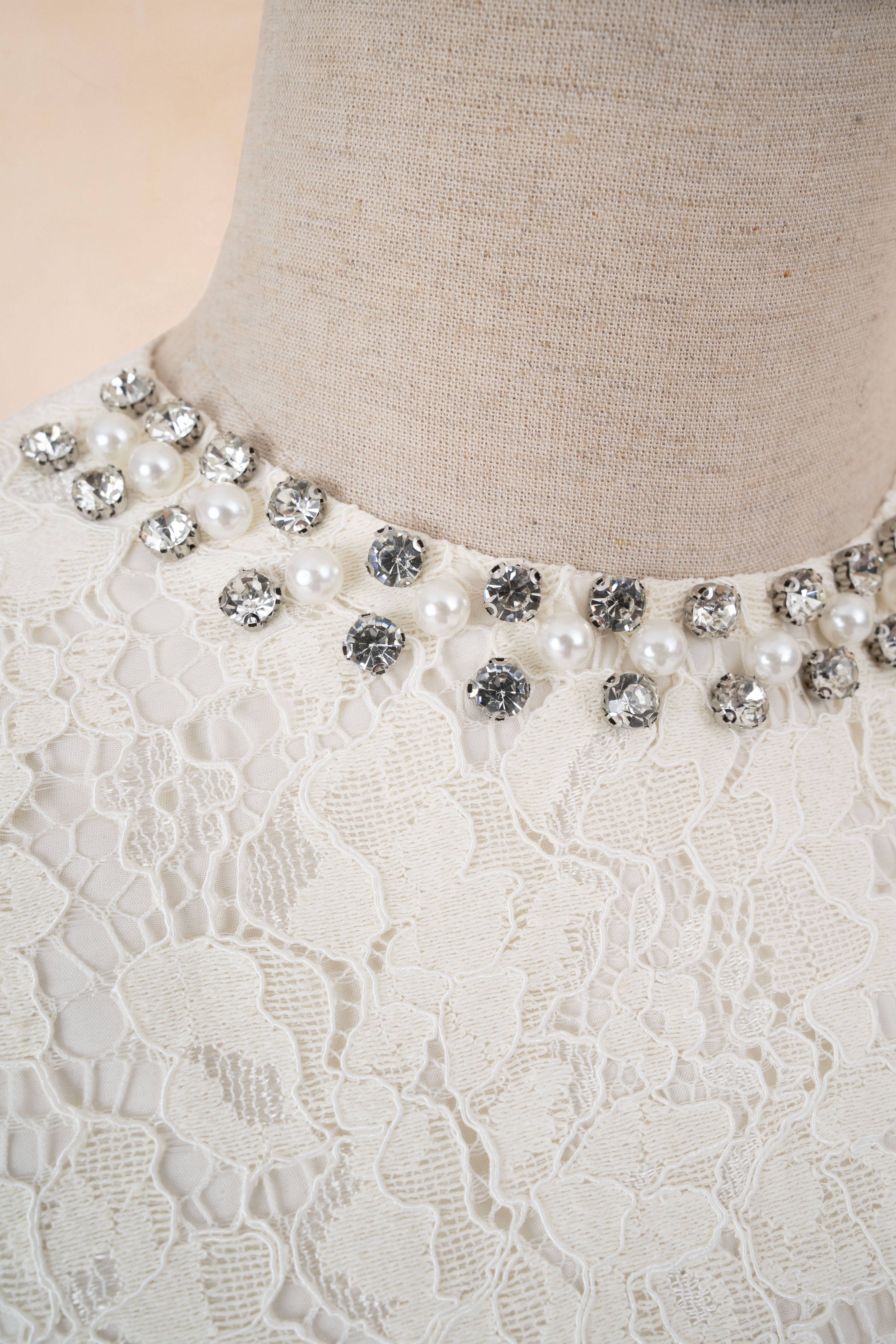 Đầm Bút Chì Ren Cổ Đá TB_thumbnail_7