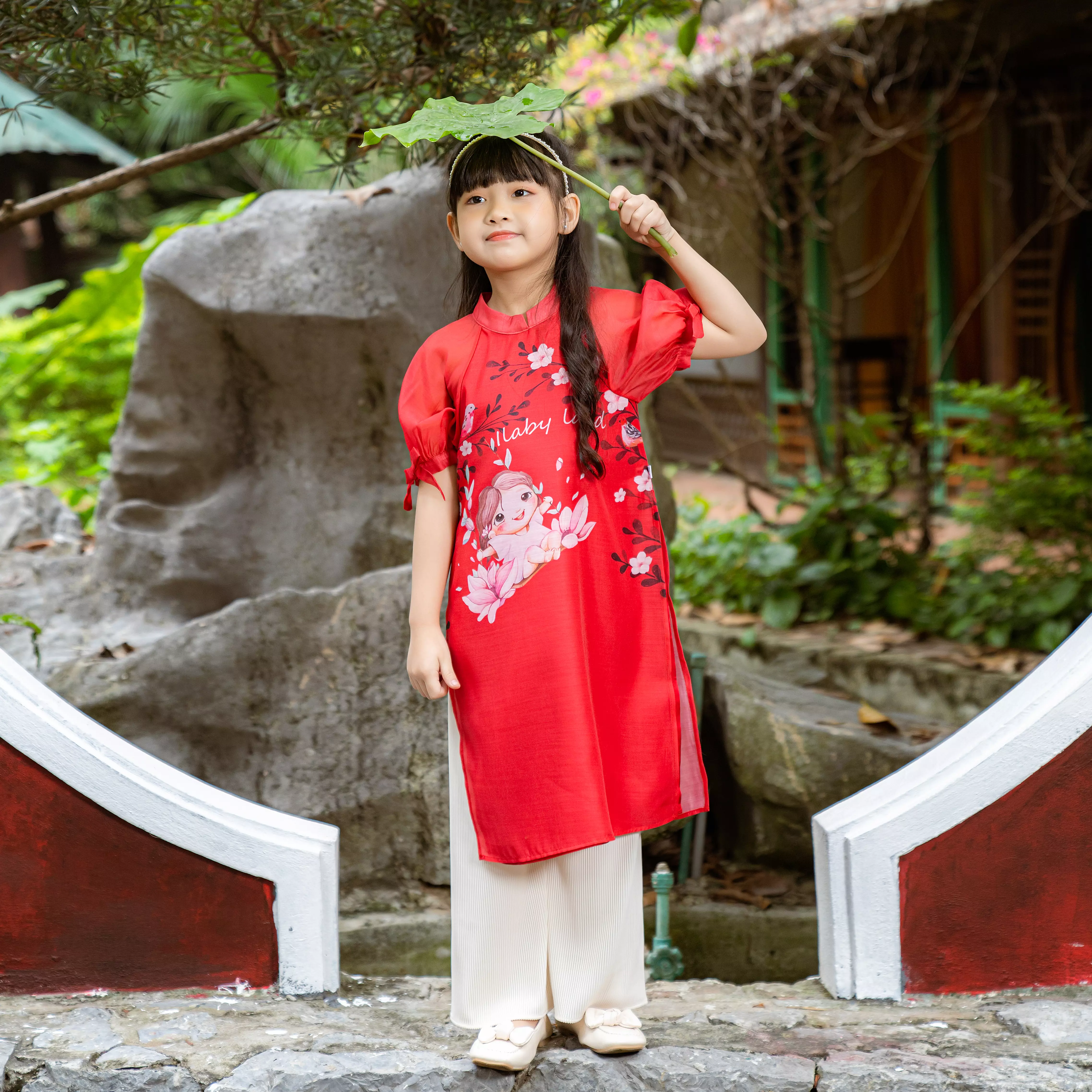 Áo dài đỏ Ilaby land_thumbnail_4