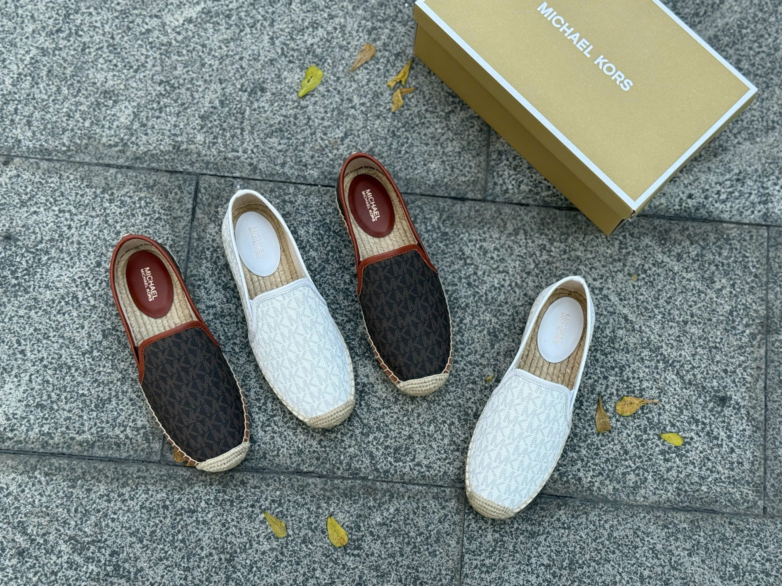 G240 GIÀY LƯỜI NỮ 2 MÀU