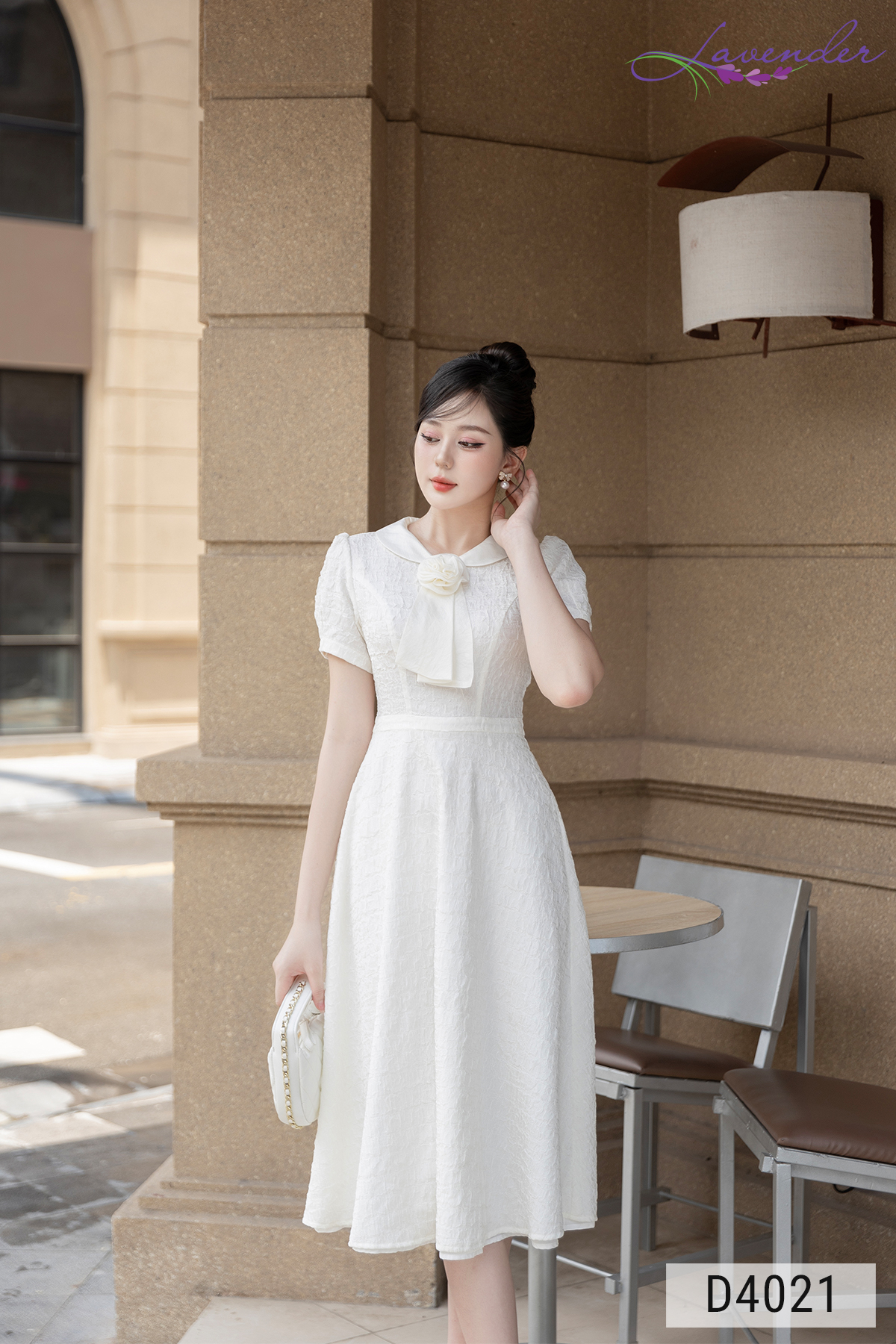 Đầm xòe trắng cổ bẻ đính hoa tay ngắn D4021_thumbnail_3