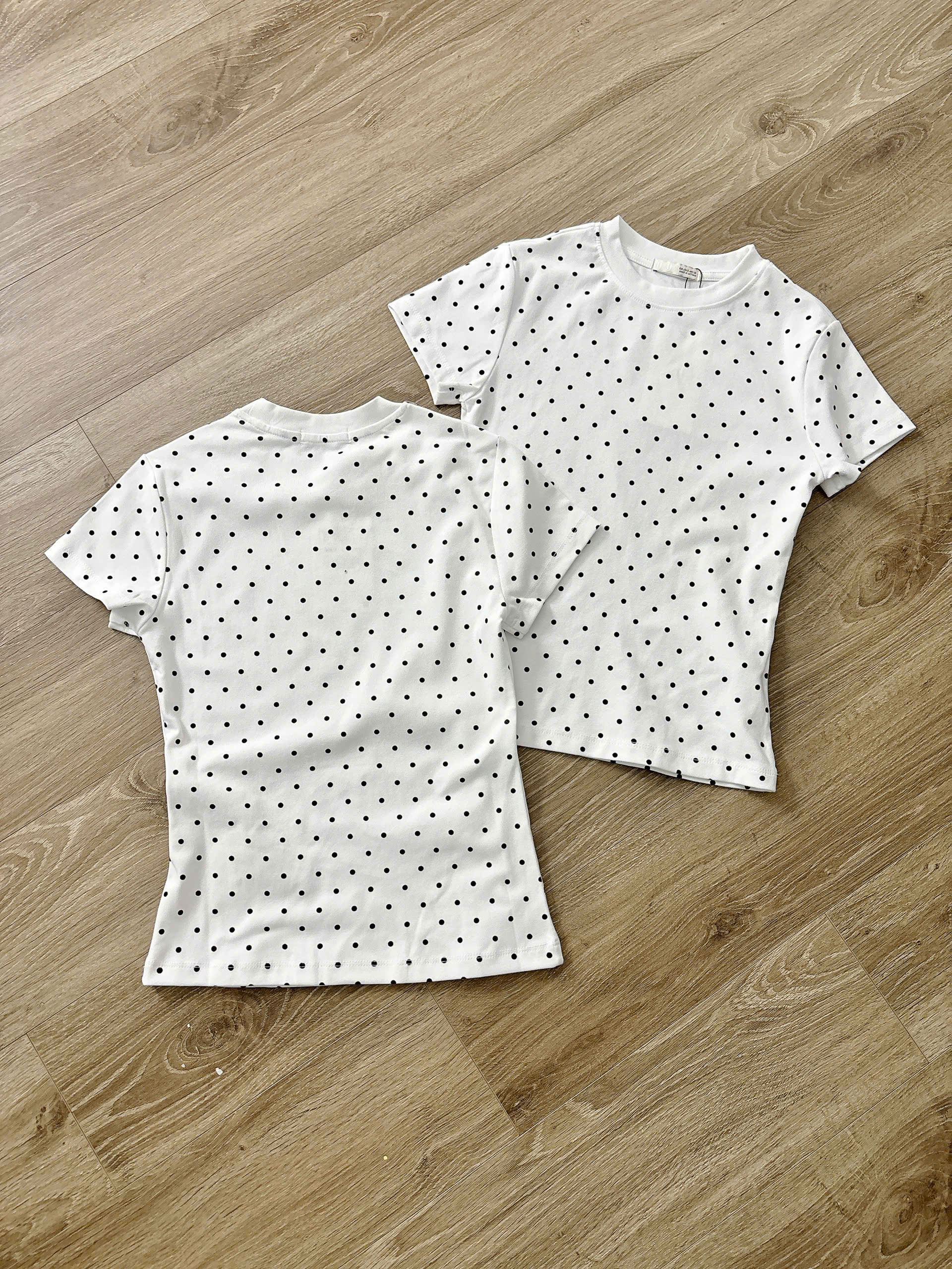 H111 ÁO THUN TRẮNG CHẤM BI_thumbnail_1