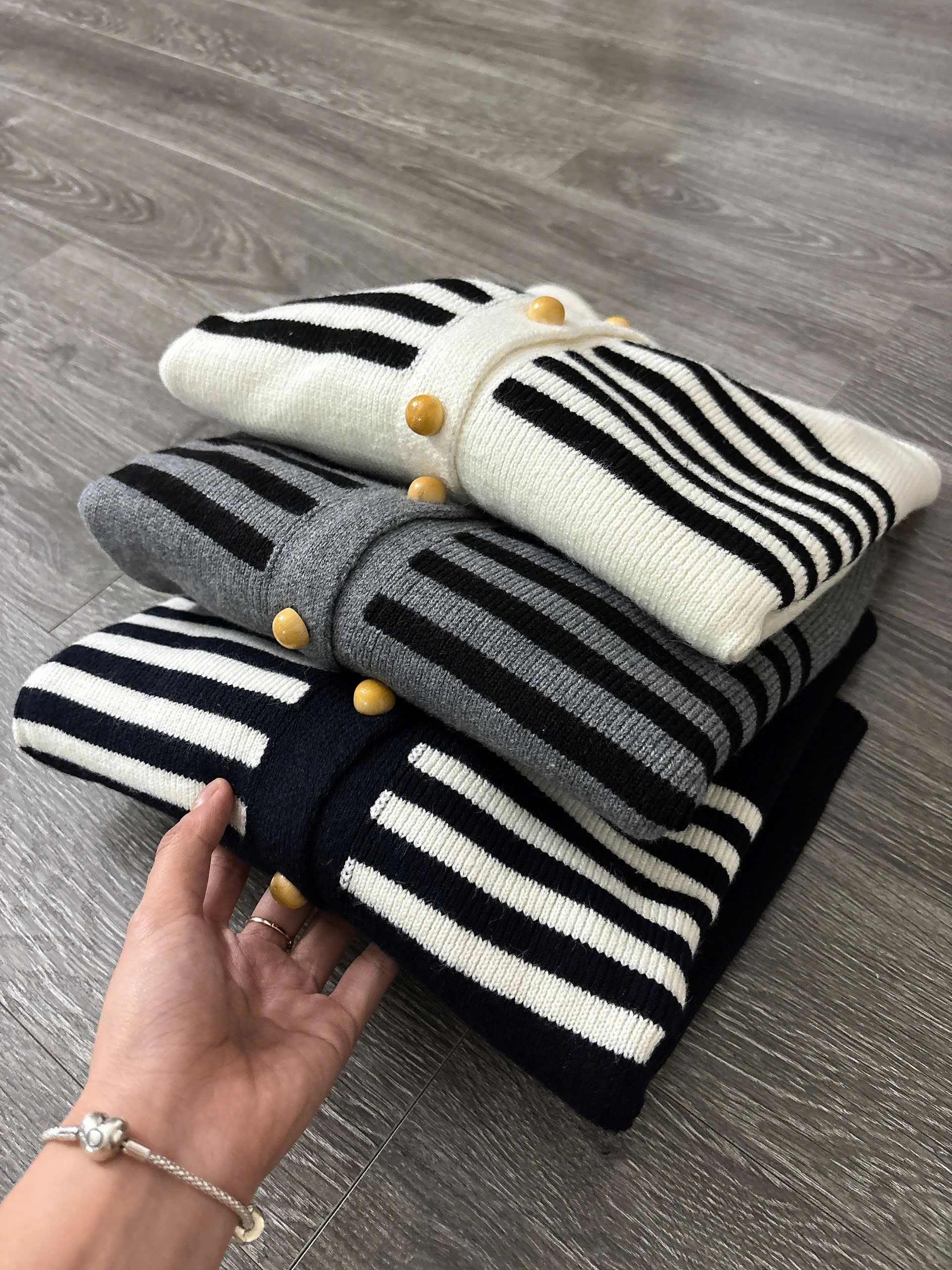 A710 ÁO DỆT KIM 3 MÀU_thumbnail_11