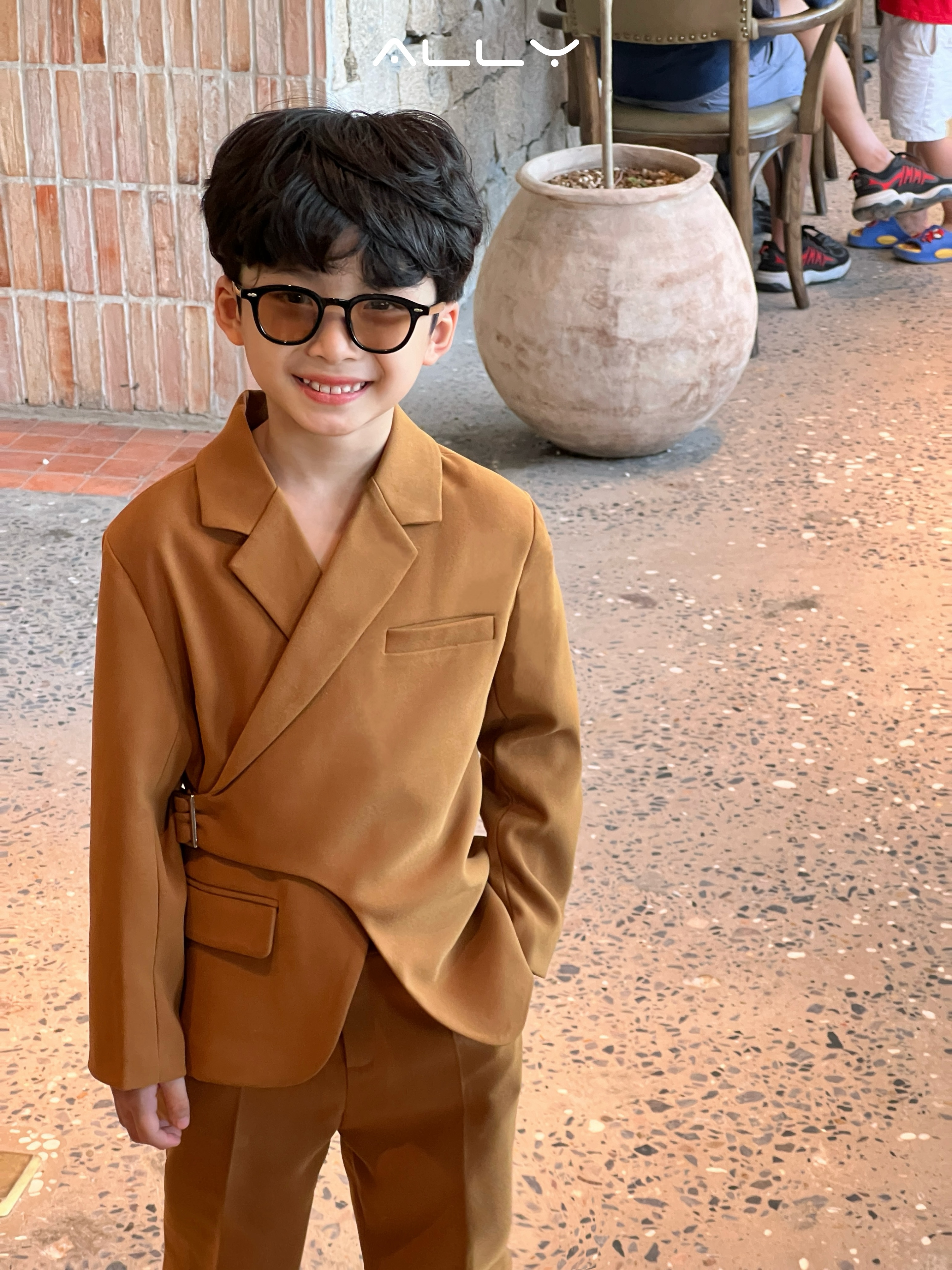 Bộ vest vạt lệch bé trai_thumbnail_1