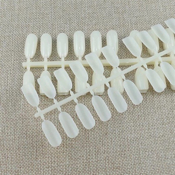 Móng mẫu - xương cá - Tròn - Trong