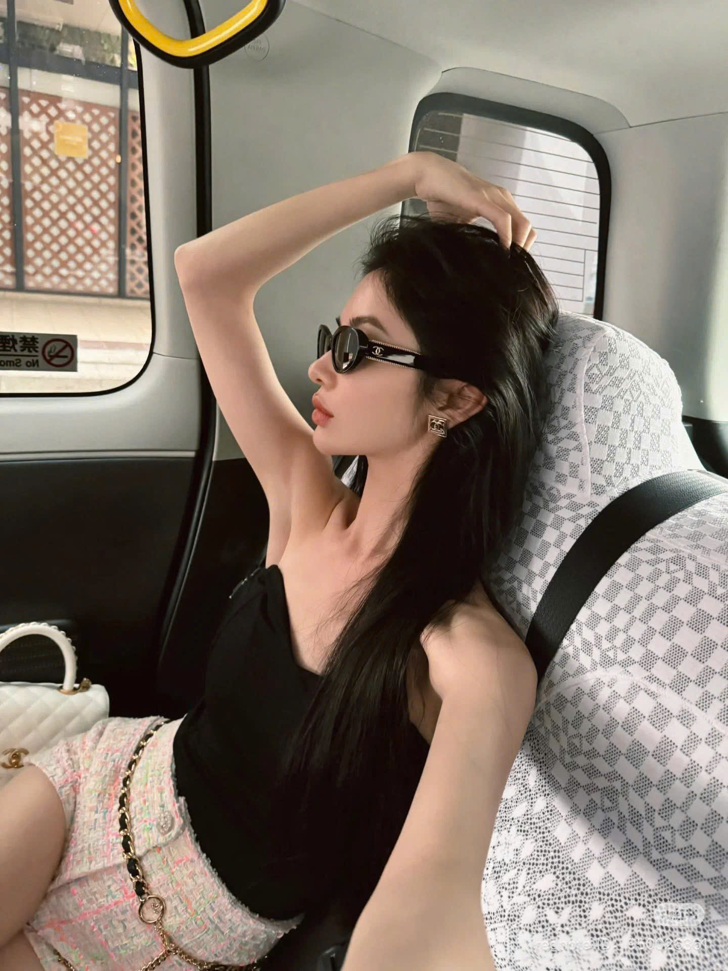 KÍNH HIỆU CHẤT LỪ CHANEL_thumbnail_6