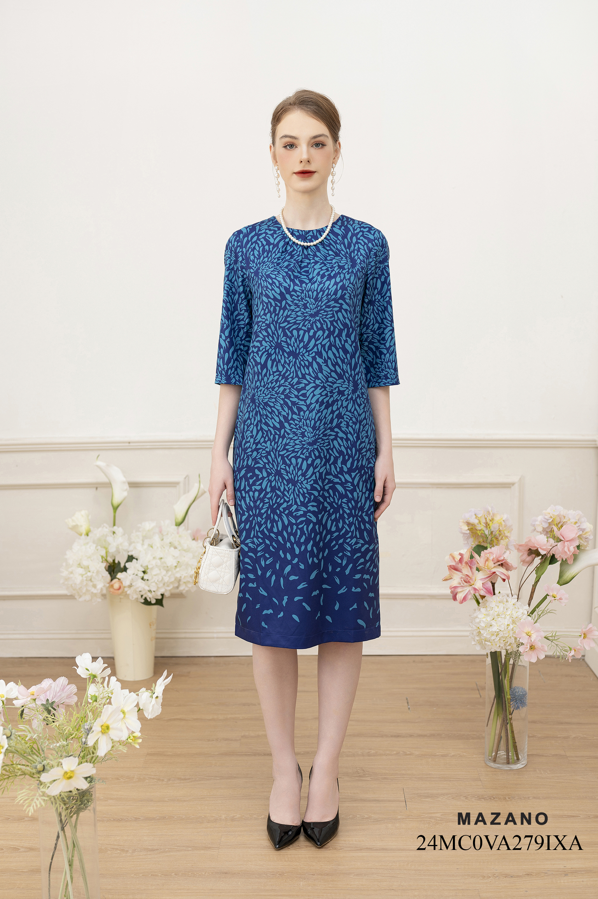 Váy Đầm suông Vải thô Hoạ tiết cách điệu Cổ tròn Tay lỡ Dài đến bắp chân 24MC0VA279IXA