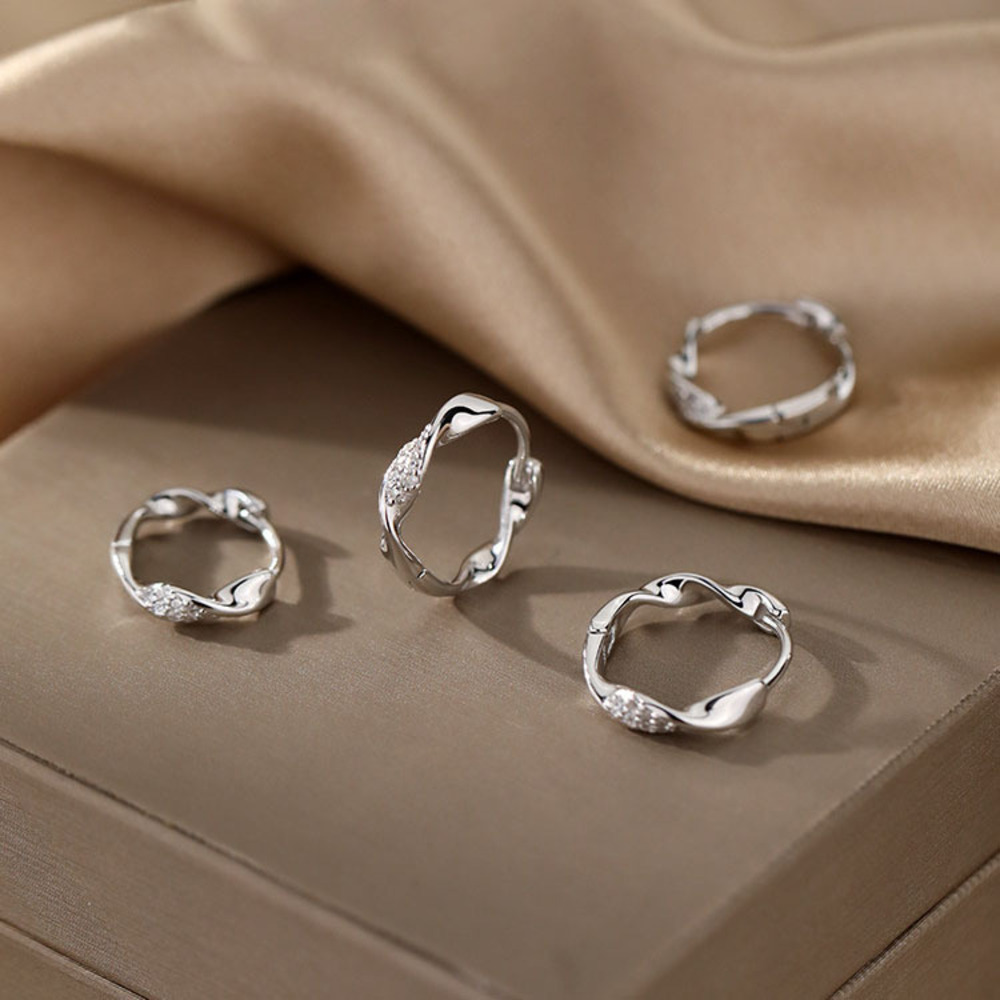 Hoa Tai Talia_thumbnail_0