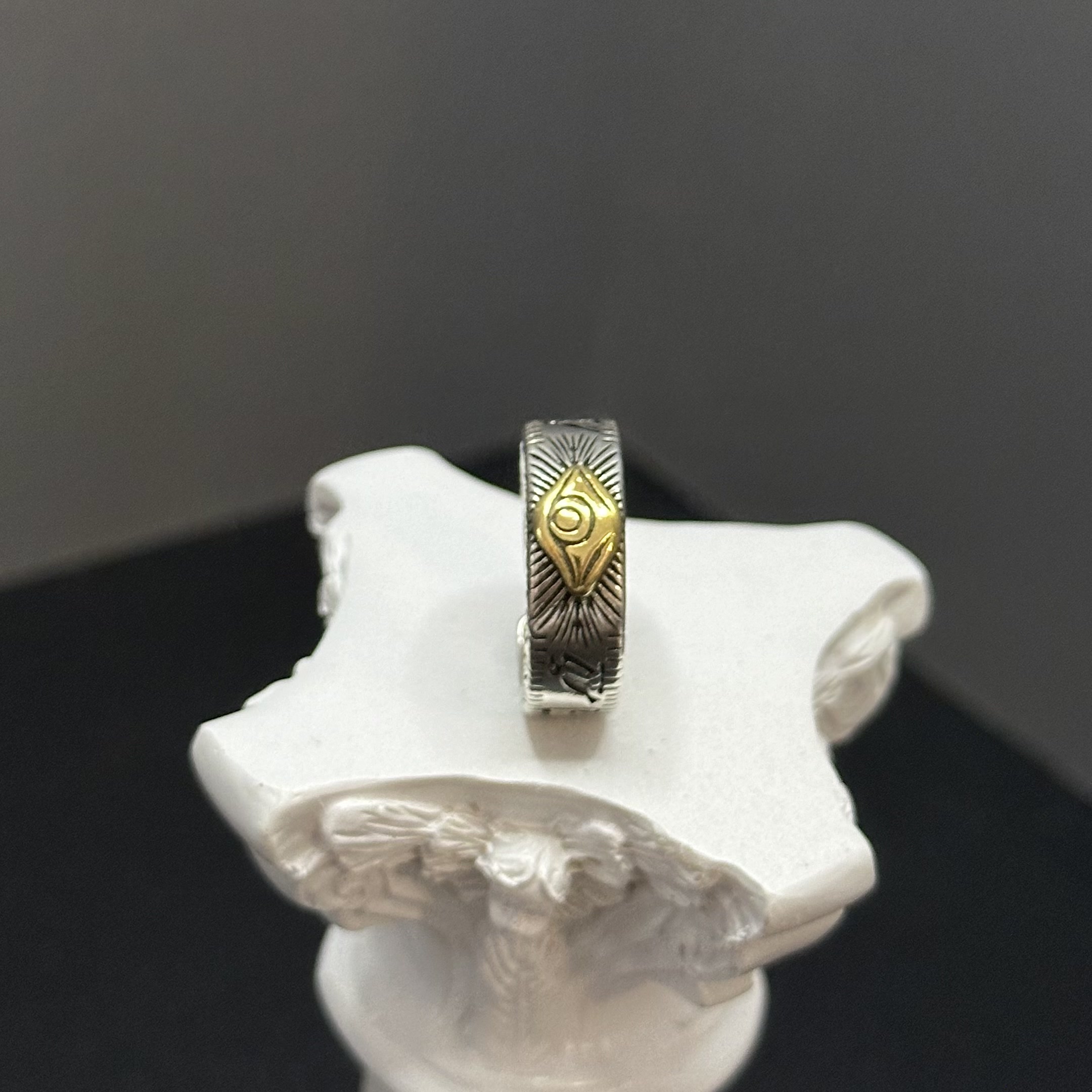 God Eyes_thumbnail_2