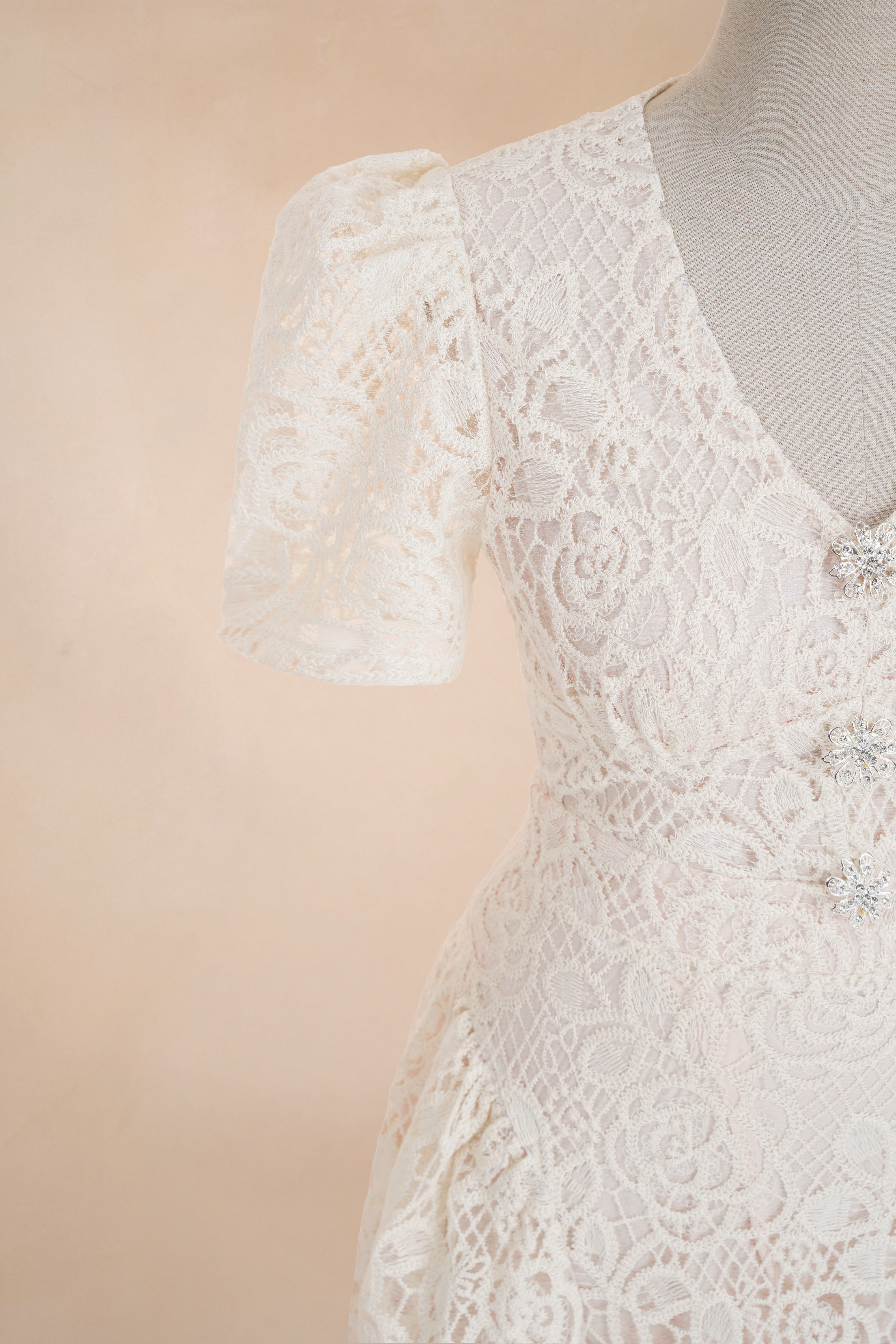 Đầm Xoè Ren Cúc Đá TB_thumbnail_2