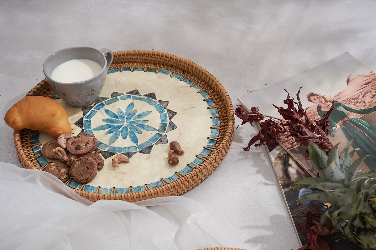 Mother Of Pearl Rattan Tray MD004_thumbnail_1