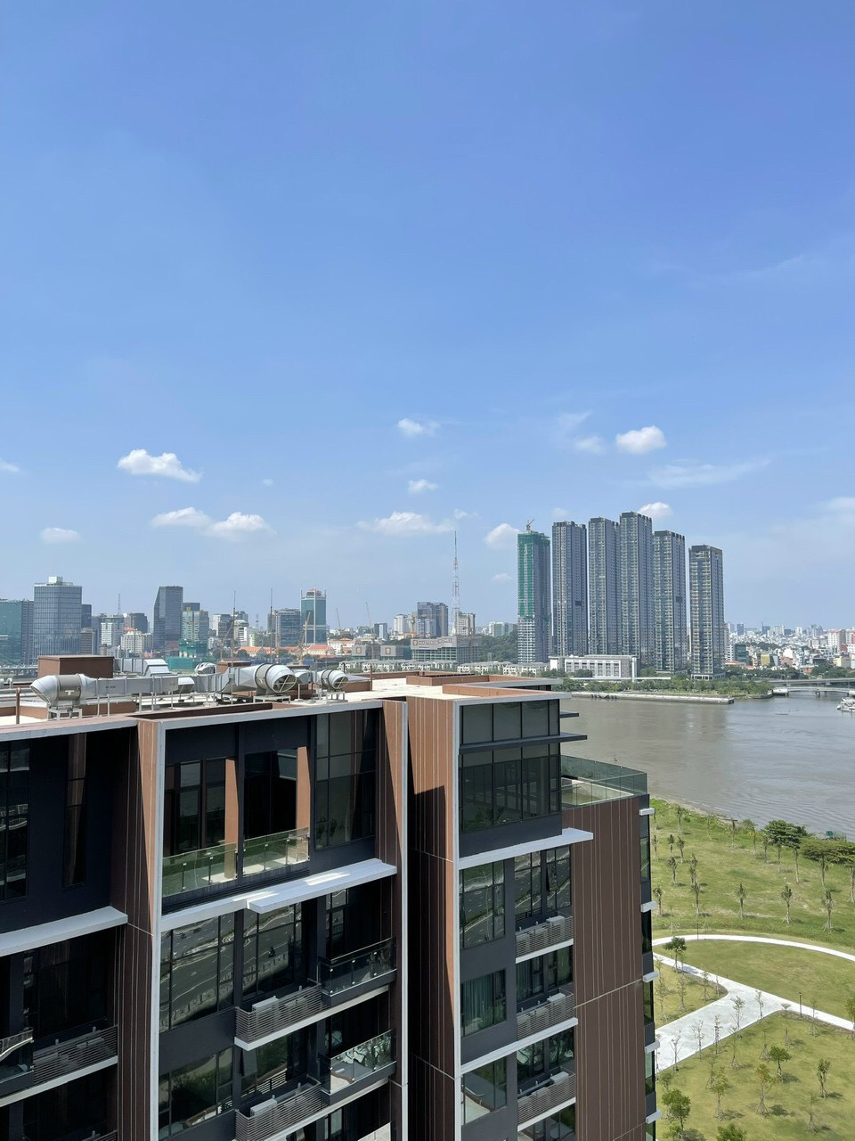 The River căn 2Pn duplex, 40 triệu/ tháng nhà trống, có thể decor tùy ý ._thumbnail_5