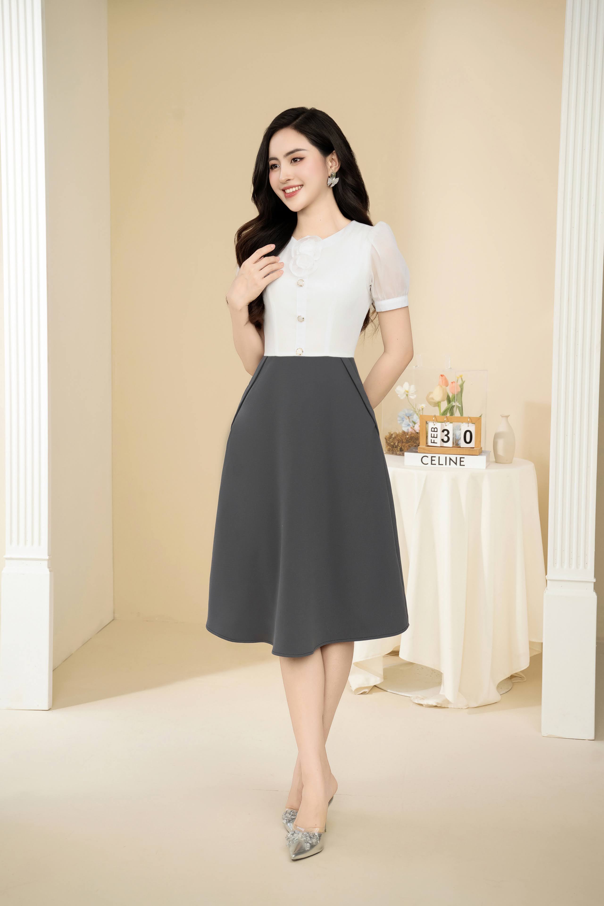 Đầm xoè trắng phối chân váy xám_thumbnail_1
