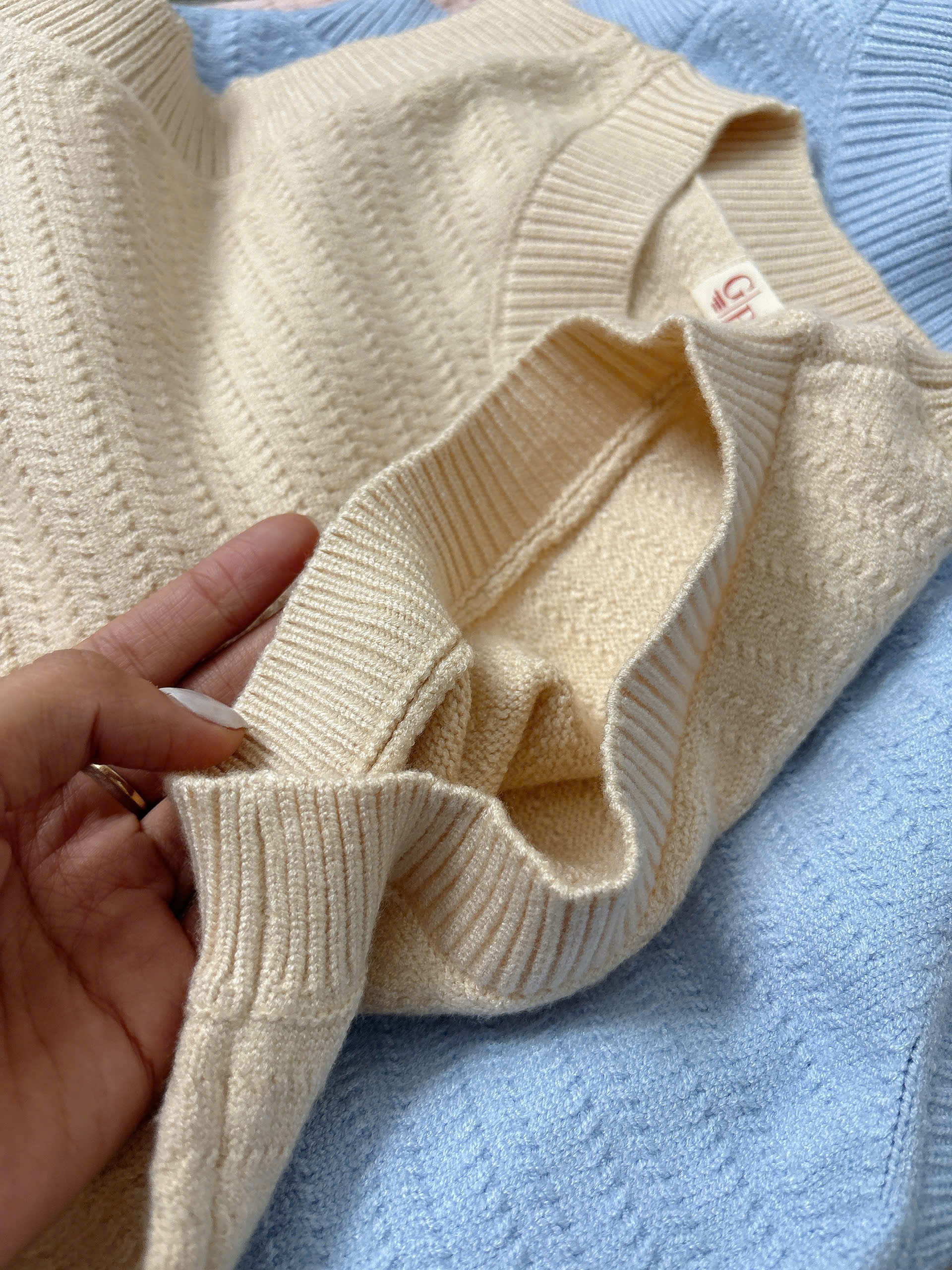 H100 ÁO DỆT KIM 4 MÀU_thumbnail_3