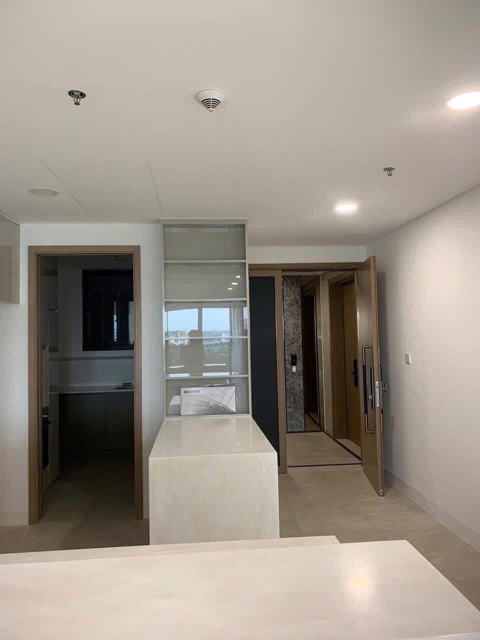 𝐓𝐇𝐄 𝐑𝐈𝐕𝐄𝐑 THỦ THIÊM - 𝐁𝐀́𝐍 𝟒 𝐏𝐇𝐎̀𝐍𝐆 𝐍𝐆𝐔̉ 𝐕𝐈𝐄𝐖 𝐒𝐎̂𝐍𝐆 𝐕𝐈̃𝐍𝐇 𝐕𝐈𝐄̂̃𝐍_thumbnail_3