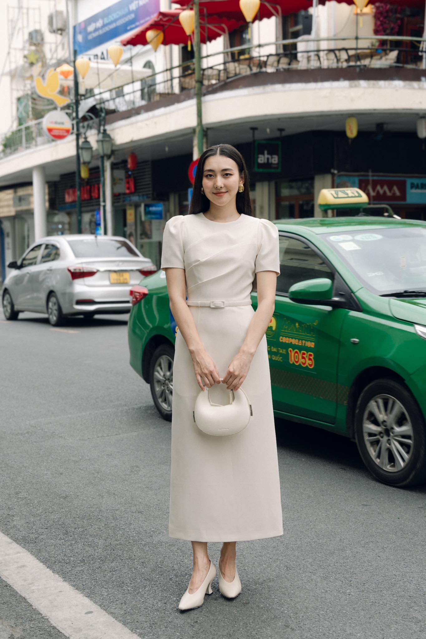 đầm cổ tròn dáng A, chân ly chéo trước ngực ( dollz dress)_thumbnail_0