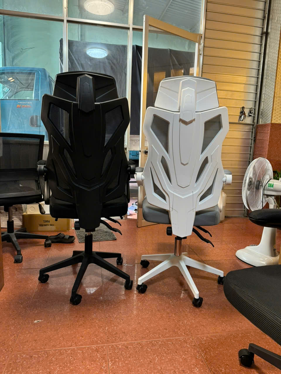 Ghế công thái học LX10_thumbnail_3