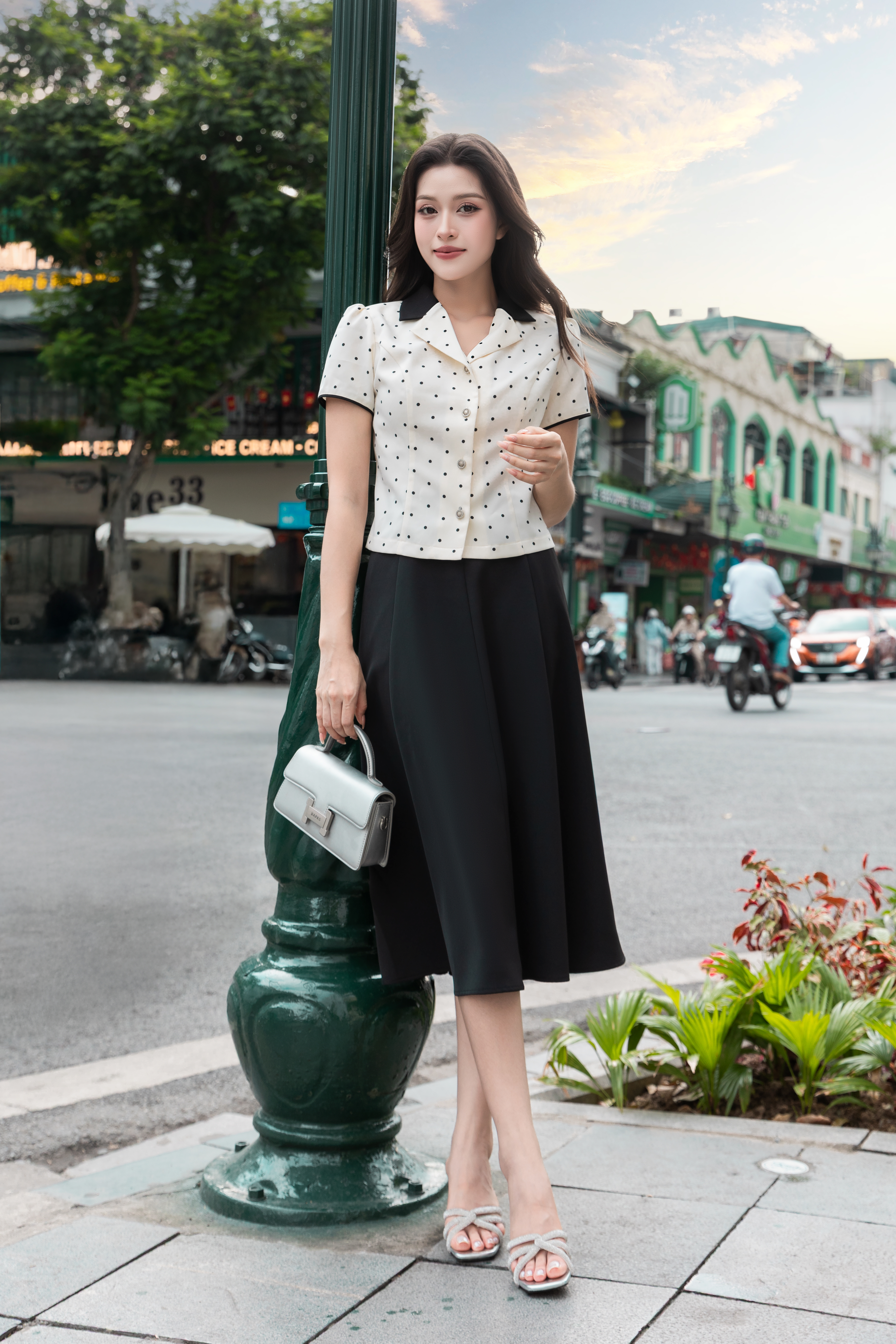 Áo sơ mi ký giả chấm bi A4212