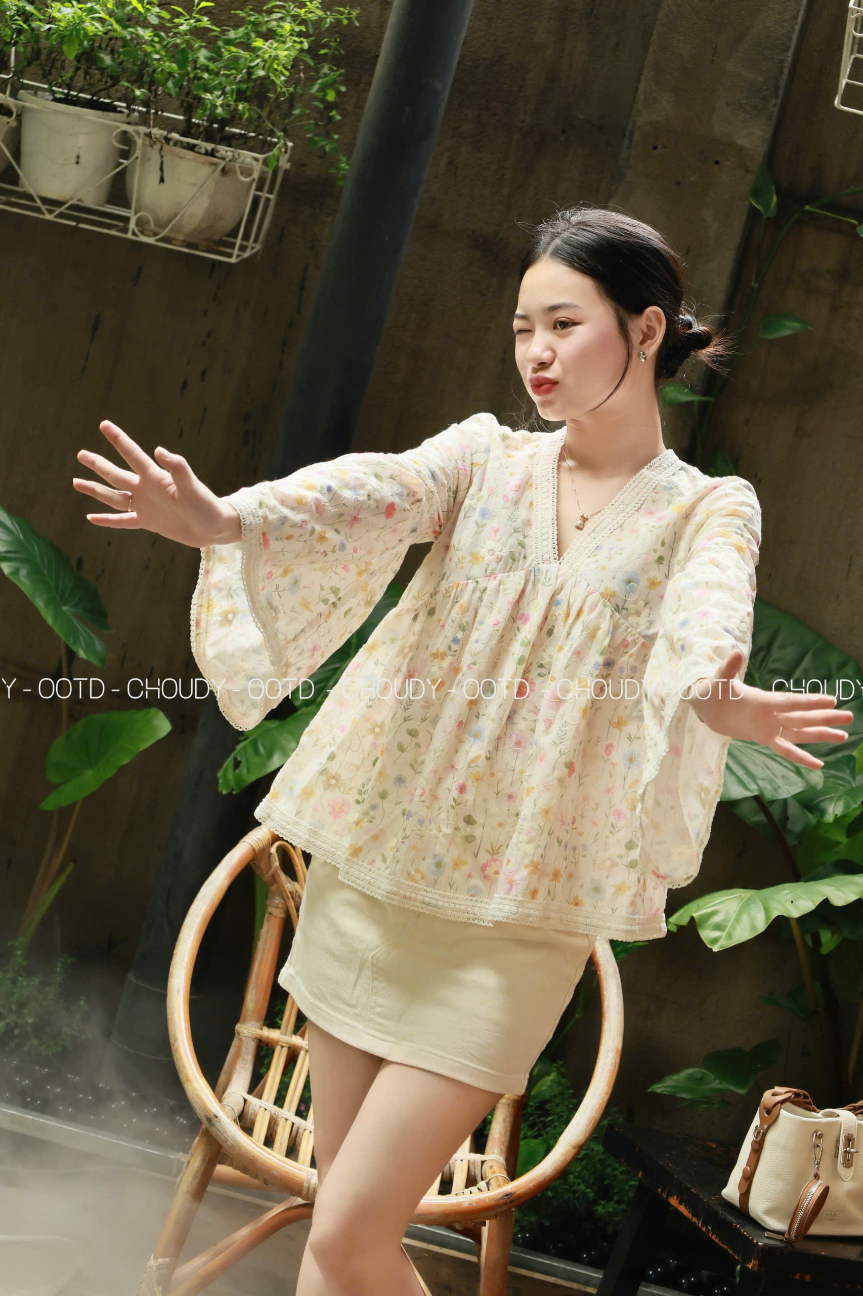 U381 ÁO KIỂU THÊU HOA_thumbnail_6