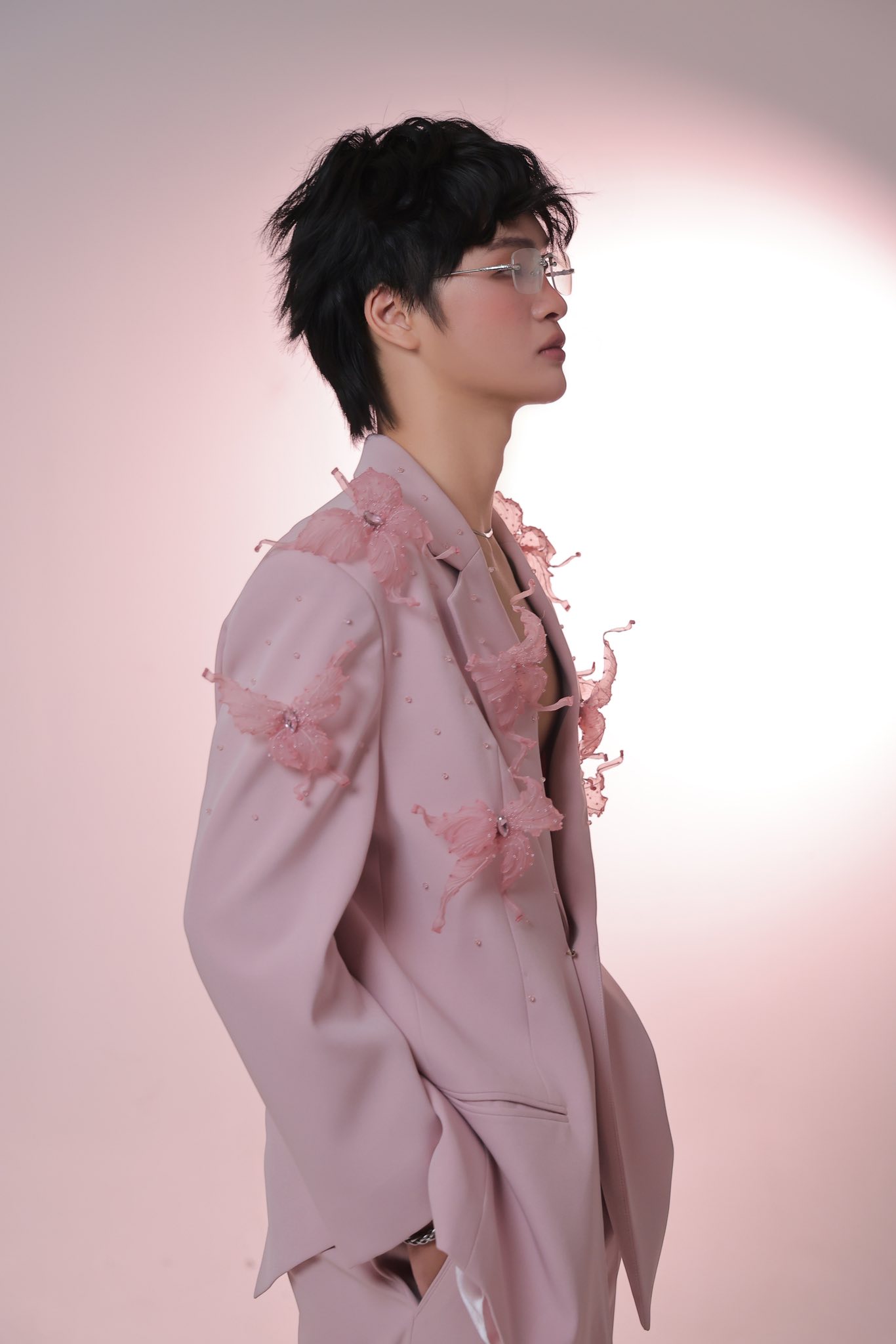 Vest Hồng Phấn Thêu Hoa Lập Thể – Kairos Bloom Suit_thumbnail_2