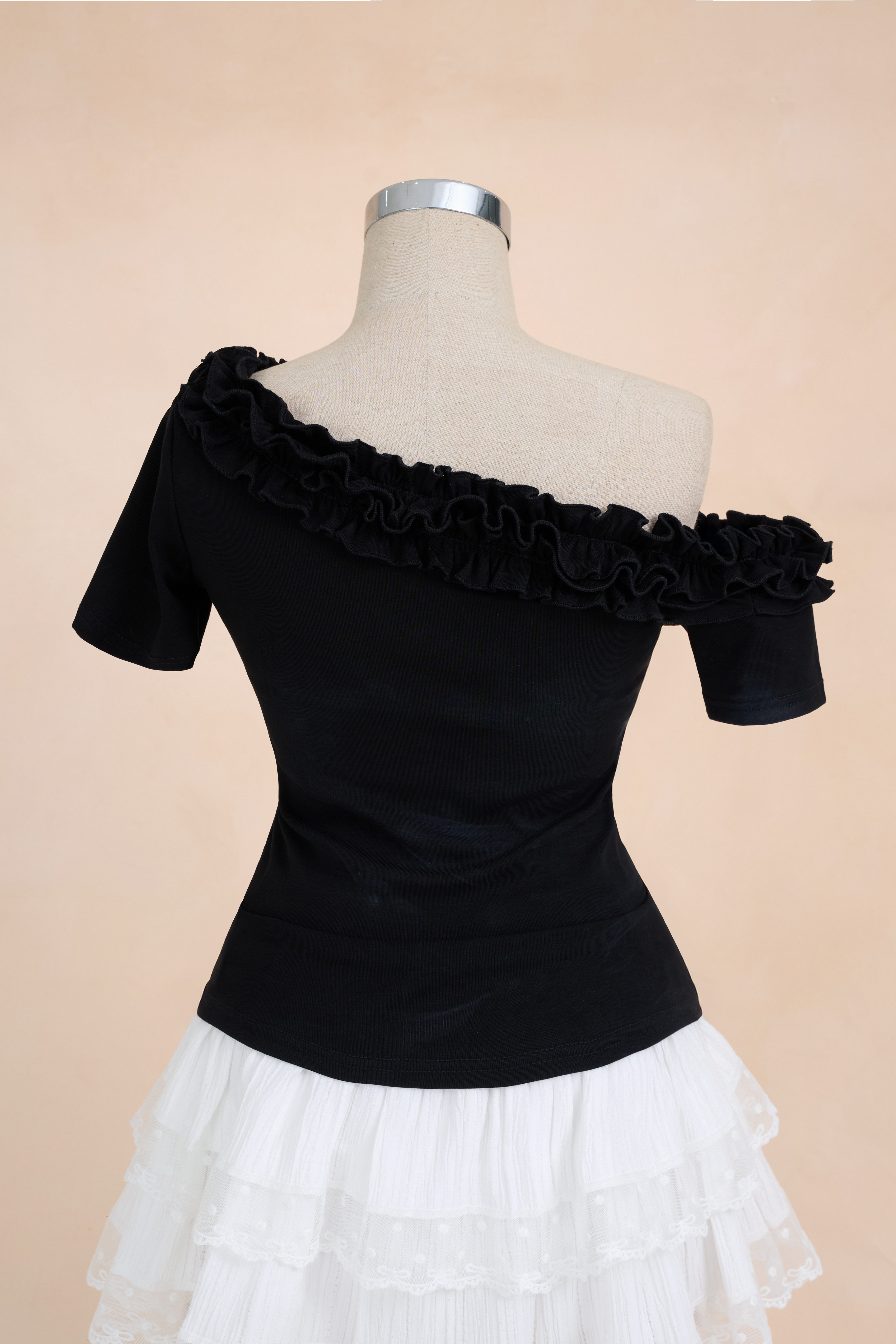 Áo Trễ Vai Viền Bèo Trơn