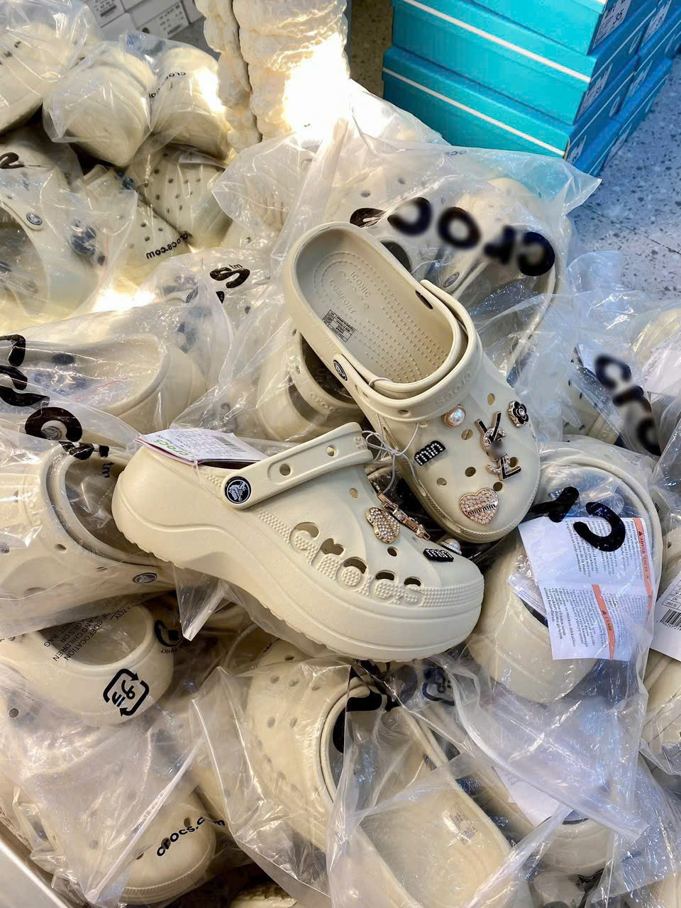 DEP CROCS