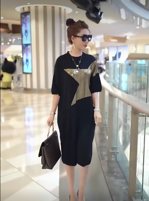 16871-Đầm đen tay lửng  oversize  in hoạ tiét ngôi sao ( thun)_thumbnail_1