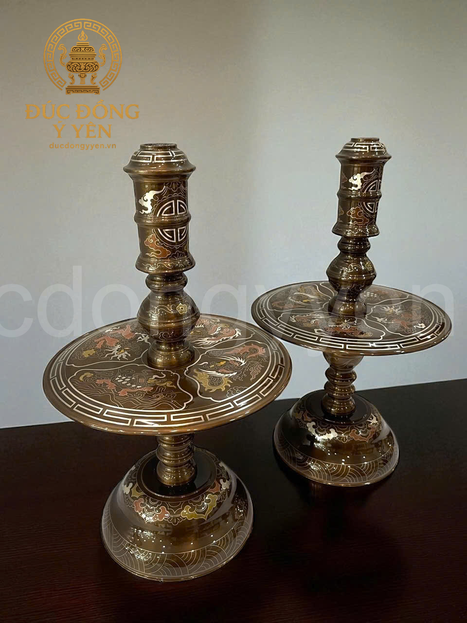 Bộ đỉnh thờ tam sự khảm ngũ sắc khảm hoa văn sen đúc đồng đỏ _thumbnail_3