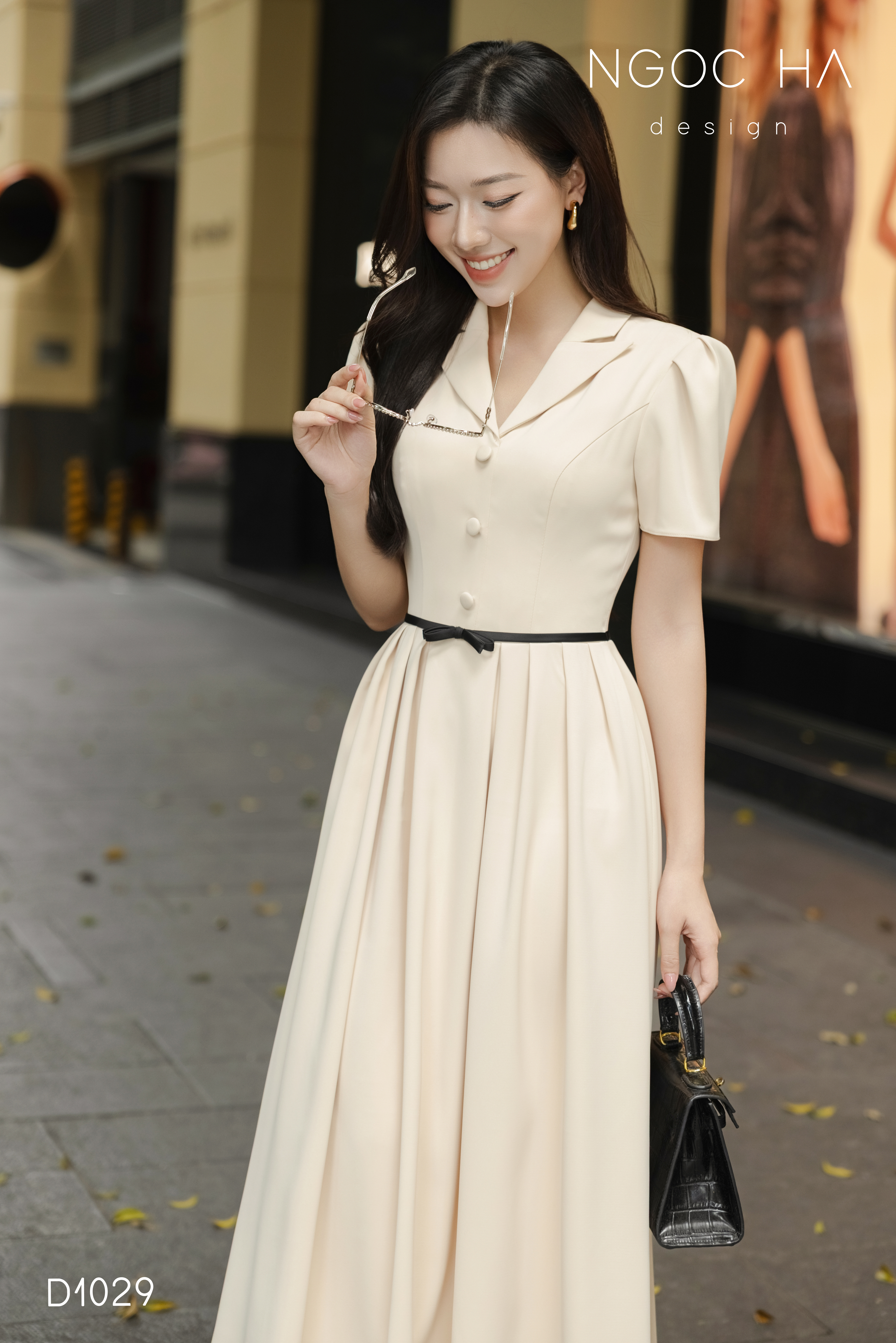 Ivory Dress_ Đầm Cổ Vest Xòe Màu Bee Nơ Đen D1029_thumbnail_2