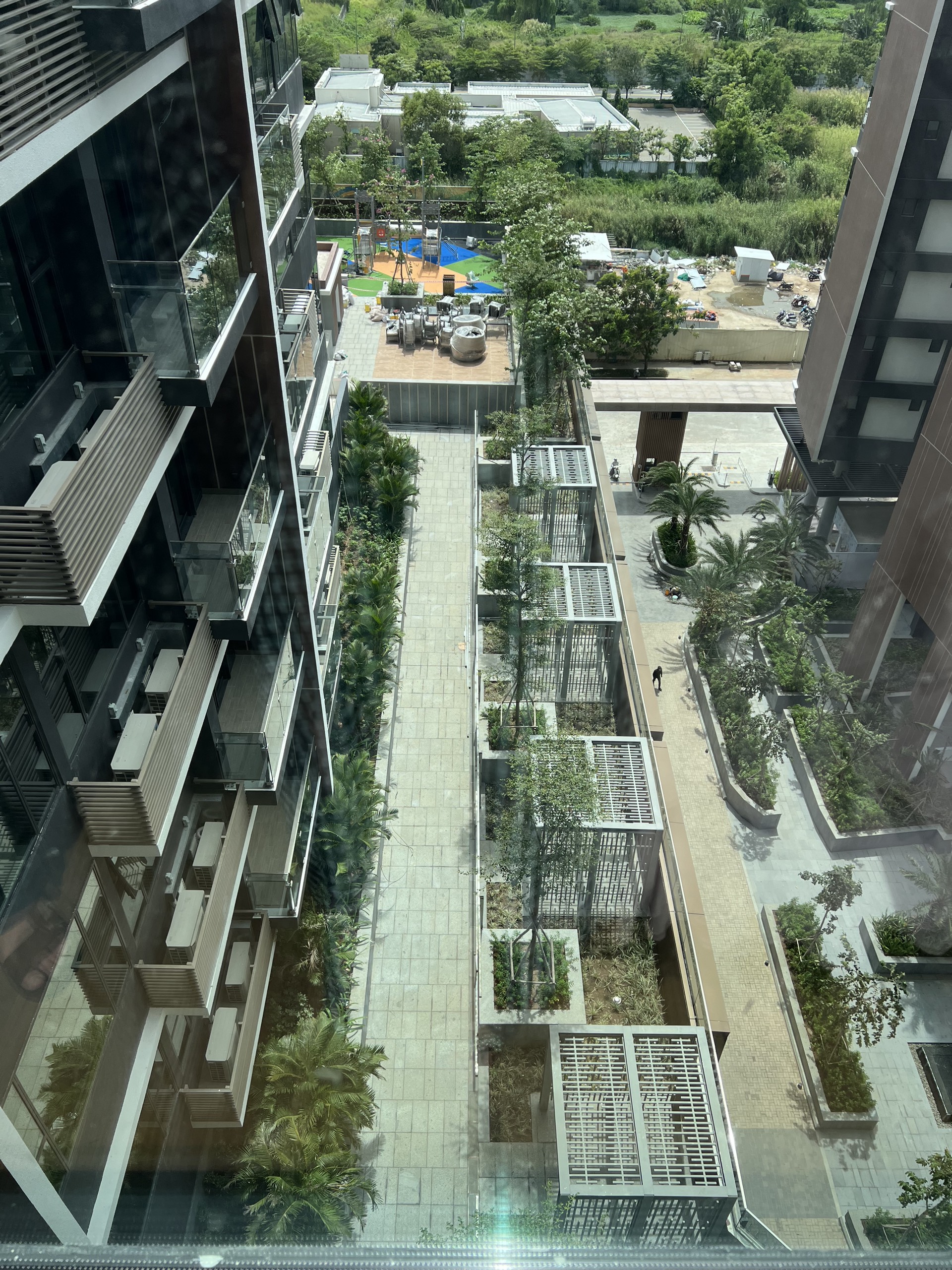 Hàng hiếm căn 2PN vị trí đắc địa view sông Landmark 81_thumbnail_10