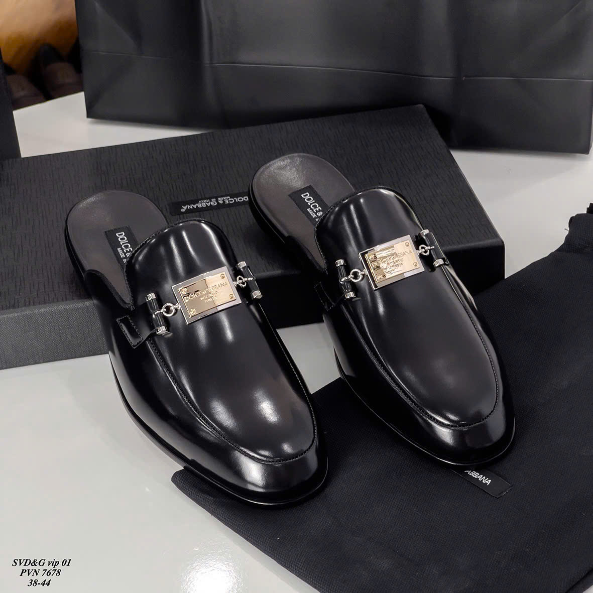 Sục Dolce Gabbana tag sắt hãng_thumbnail_0