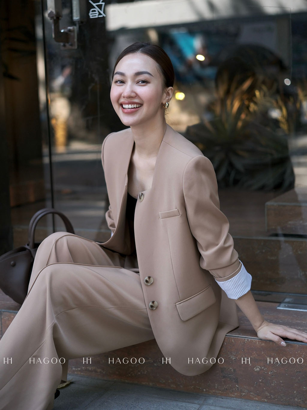 Hướng dẫn cách phối đồ với áo blazer nữ