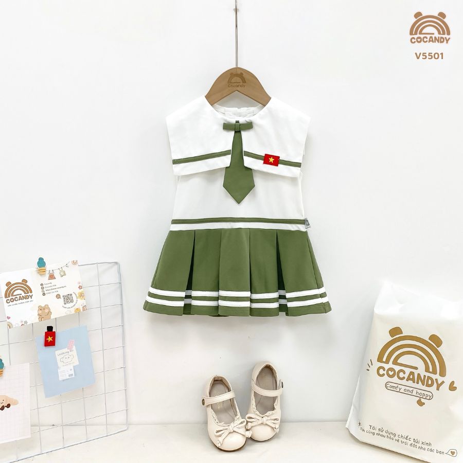 Váy cộc XANH RÊU phối trắng sát nách thủy thủ