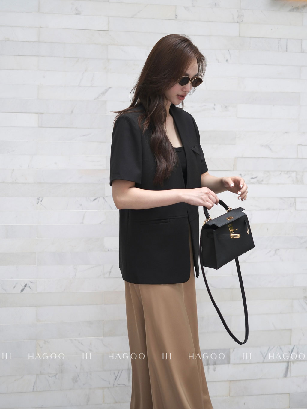 Áo Blazer cộc tay bổ diễu HAGOO