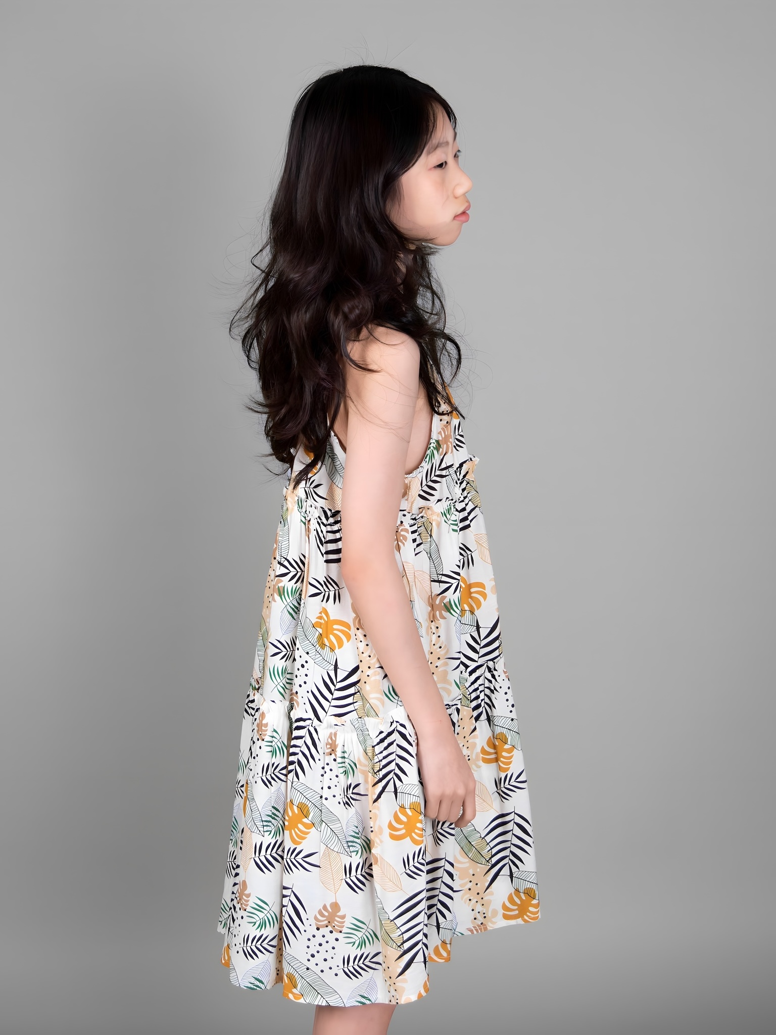 Váy cổ kiềng họa tiết hình lá_thumbnail_2