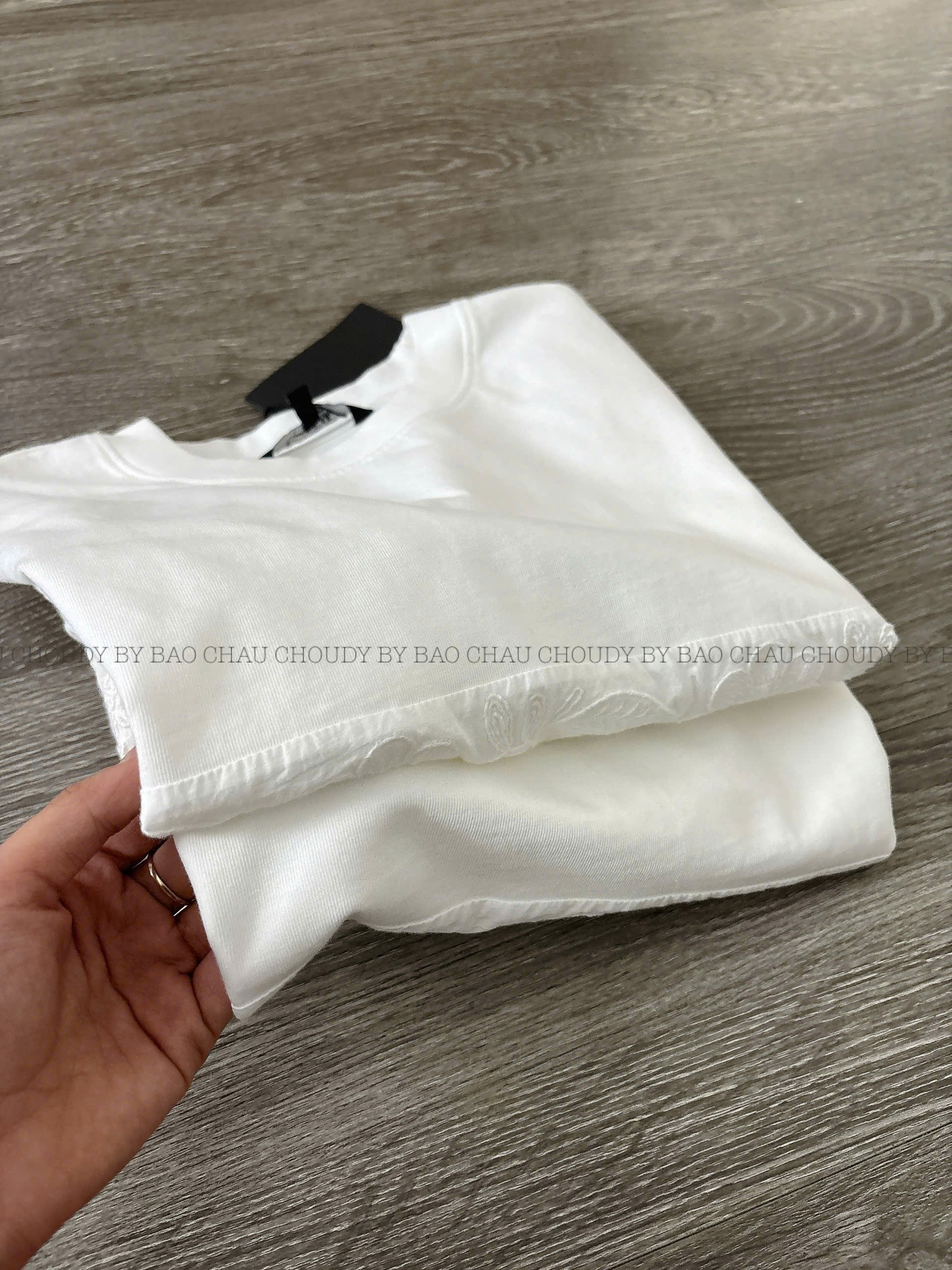 U755 ÁO THUN PHỐI REN TRẮNG_thumbnail_4