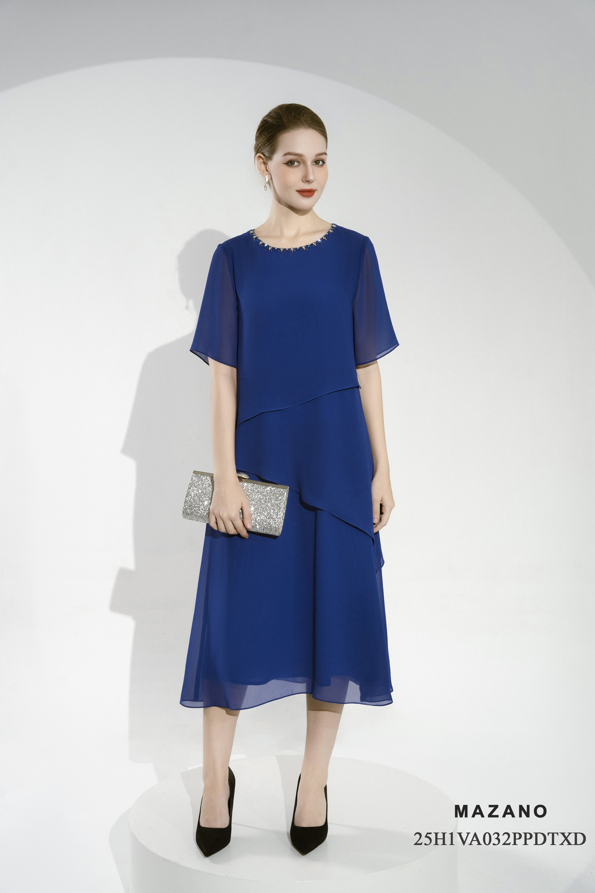 Váy Đầm suông A layer Vải voan mỏng Đính trang trí Cổ tròn Tay ngắn Dài váy đến bắp chân