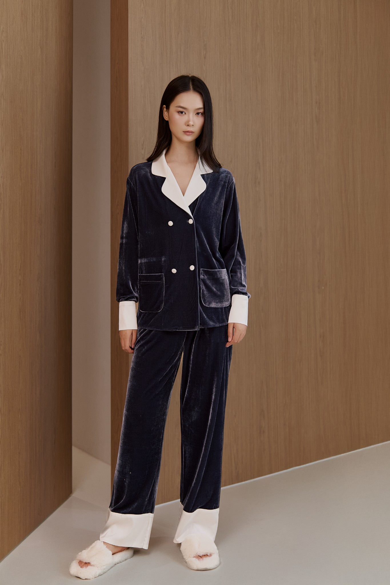 Bộ Nhung 𝑺𝒐𝒇𝒕 𝑯𝒐𝒖𝒓𝒔 áo dài tay, quần dài BN656_thumbnail_9