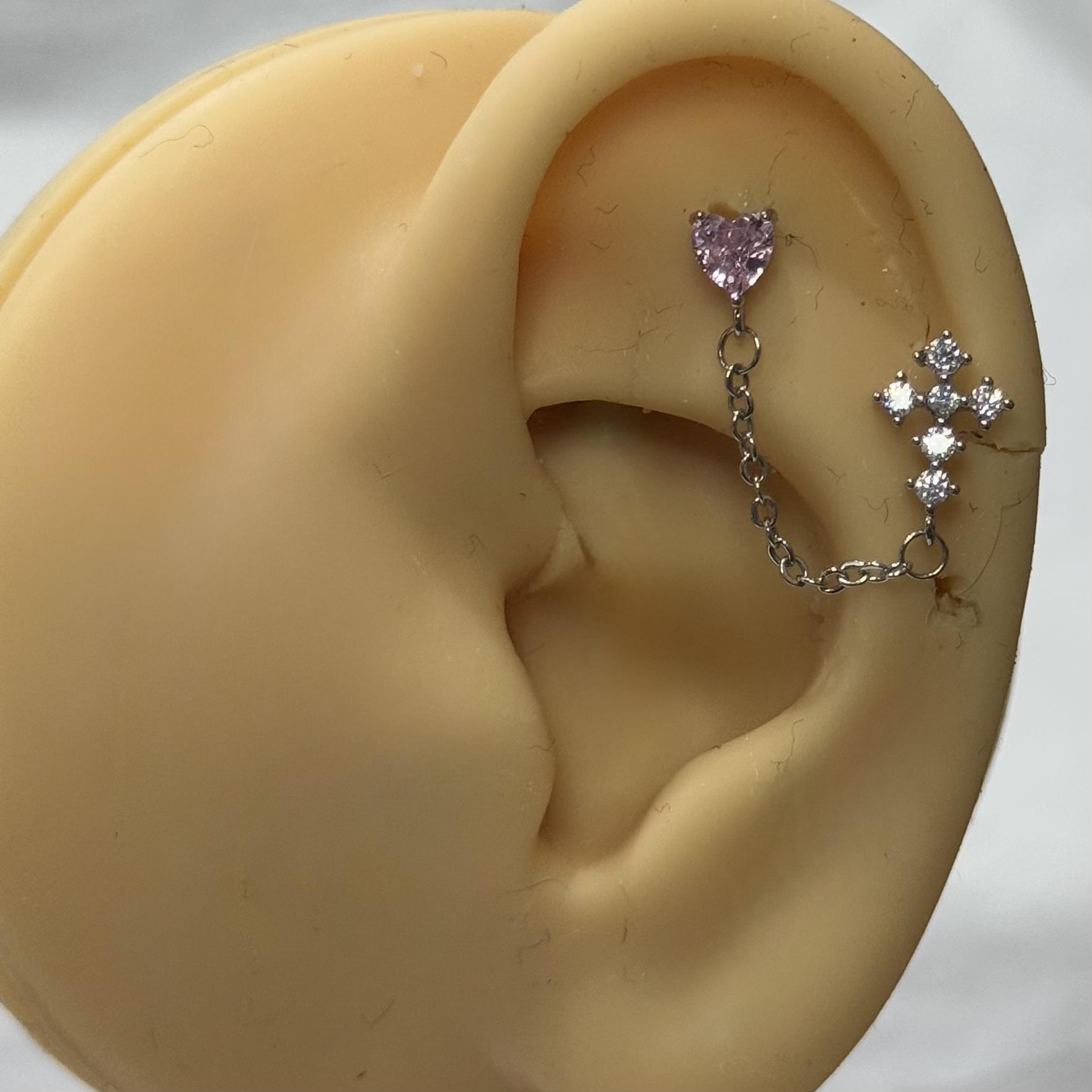 khuyên kiểu xích thánh giá và trái tim hồng_thumbnail_3