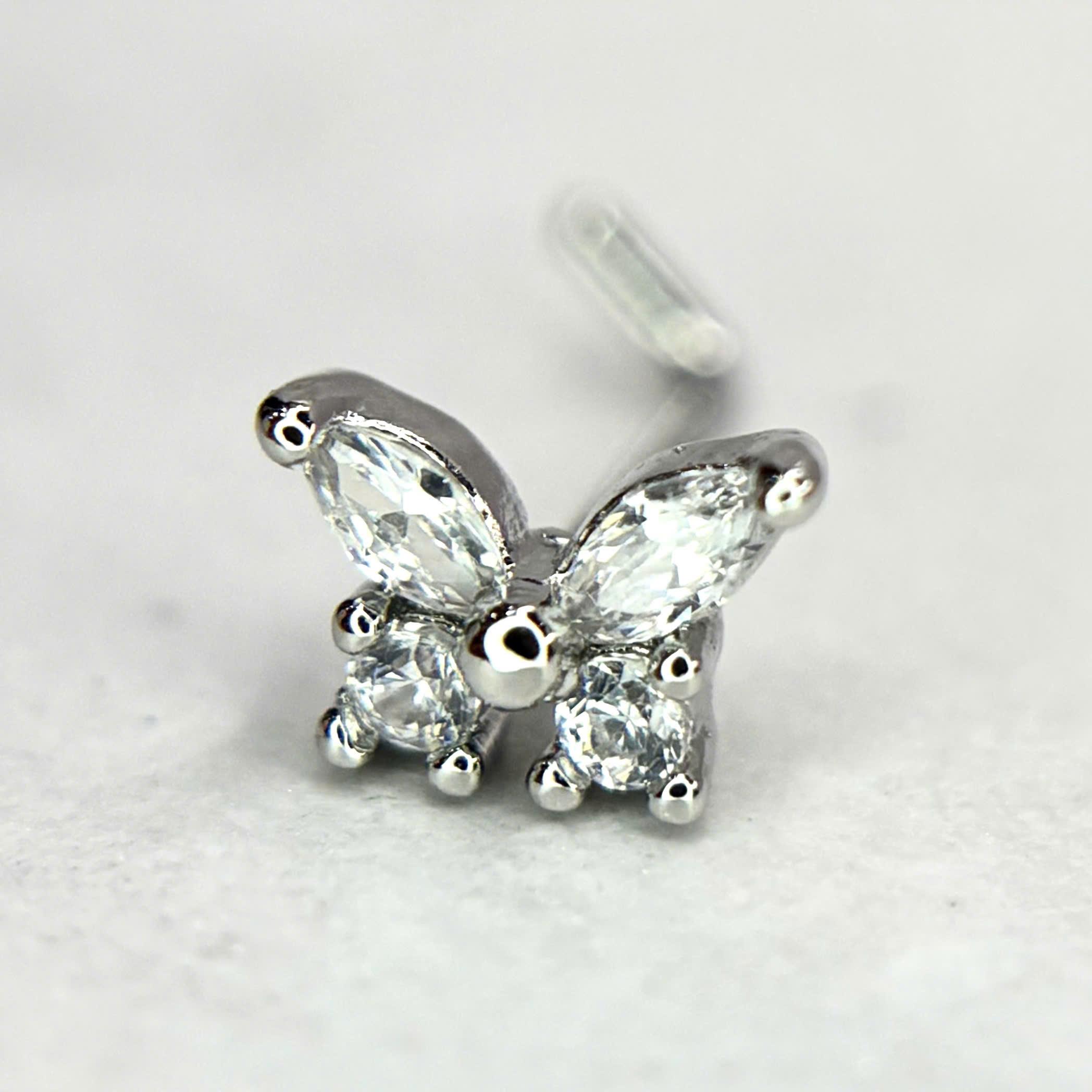 Mũi L bướm trắng