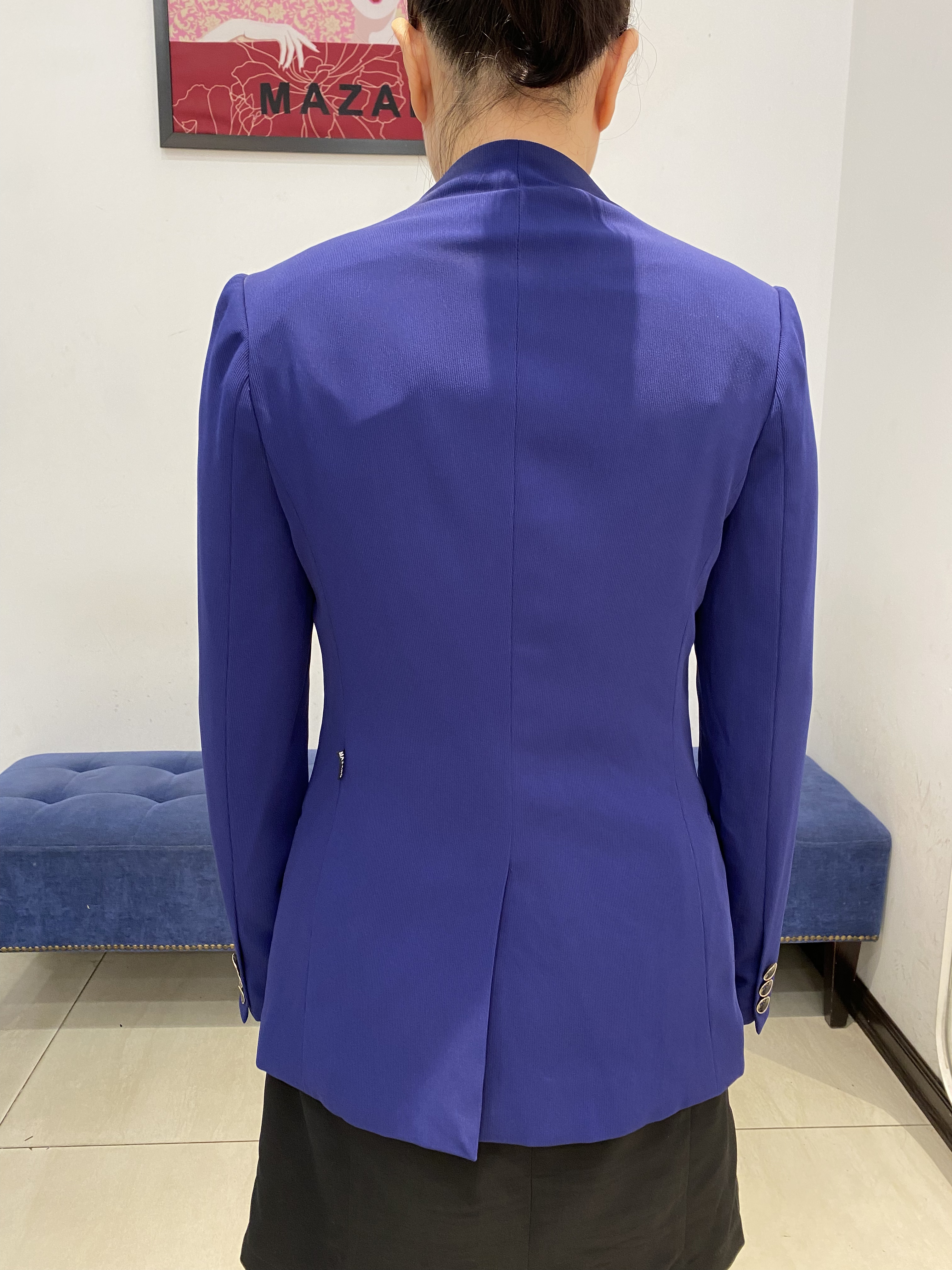 Áo Vest vải tuytxi len xanh cổ V truyền thống_thumbnail_3