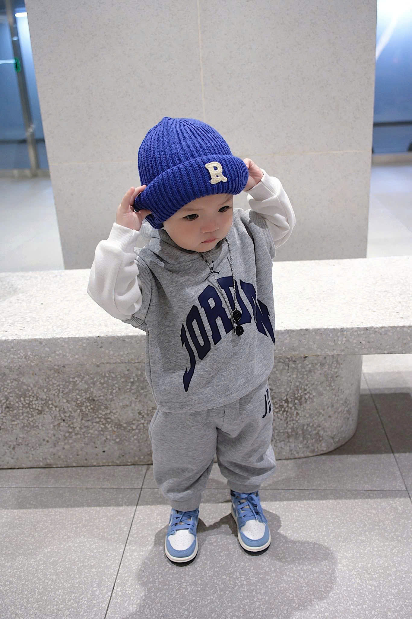 Q84 BỘ DÀI TAY XÁM JORDAN MÃ 2 - A210.394