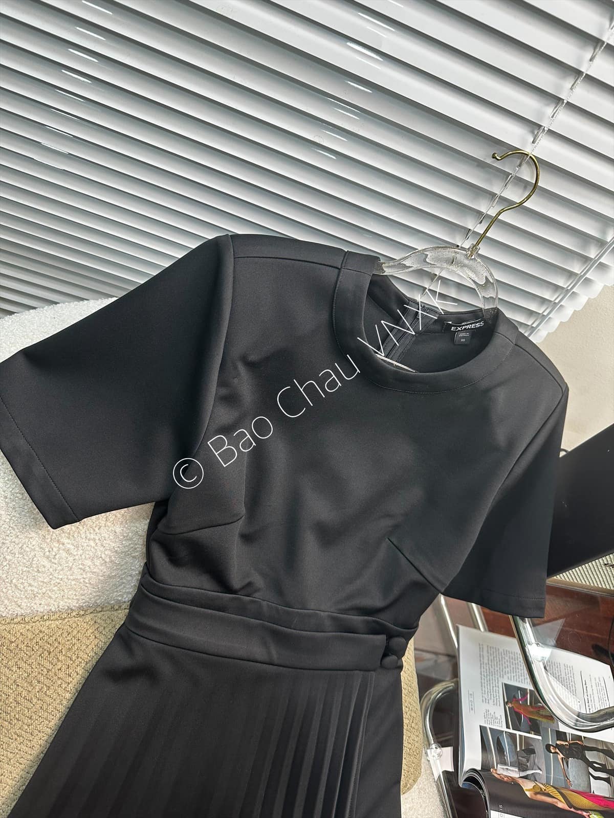 SALE D128 ĐẦM ĐEN XẾP LY_thumbnail_4