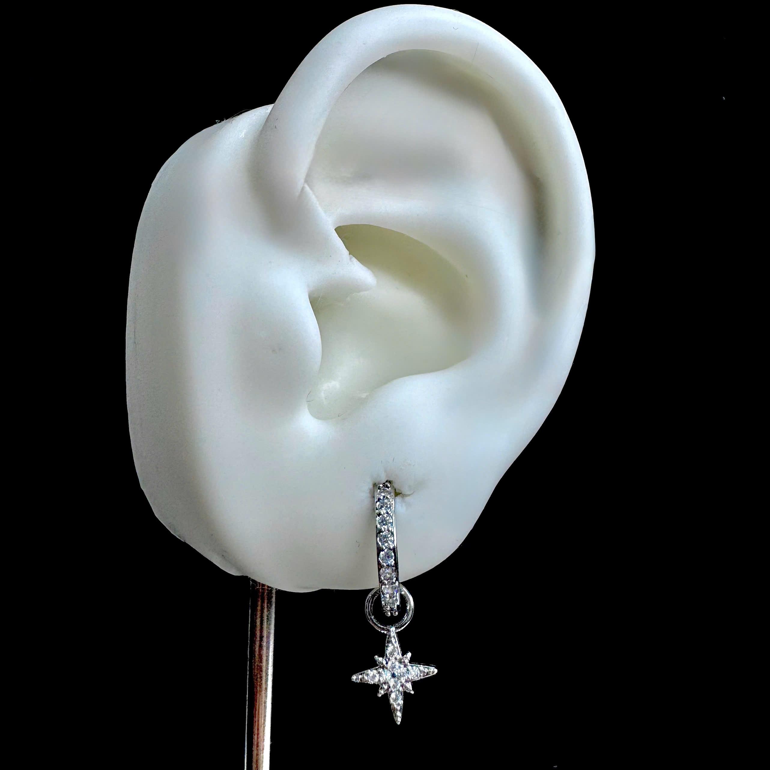 Khuyên vòng kiểu đá trắng ngôi sao rơi hợp kim